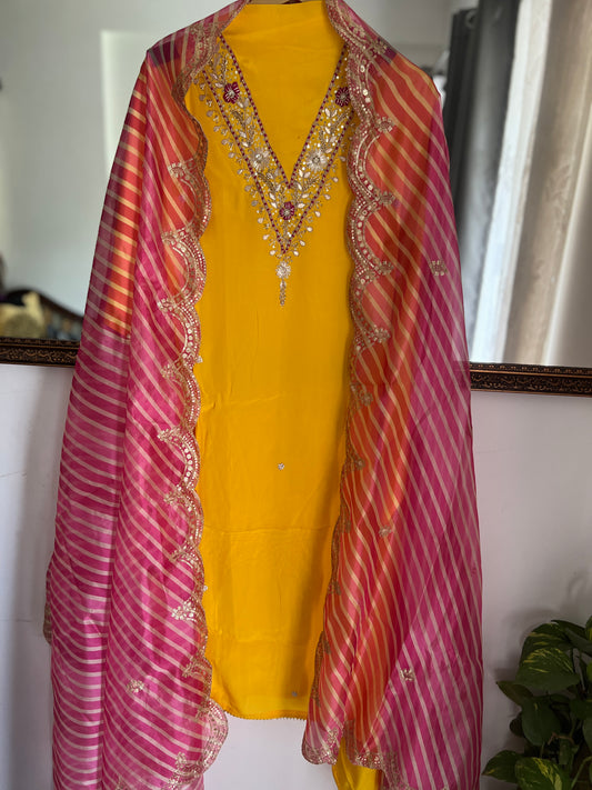 Exquisite V-Neck Butter Crepe Suit with Handcrafted Elegance