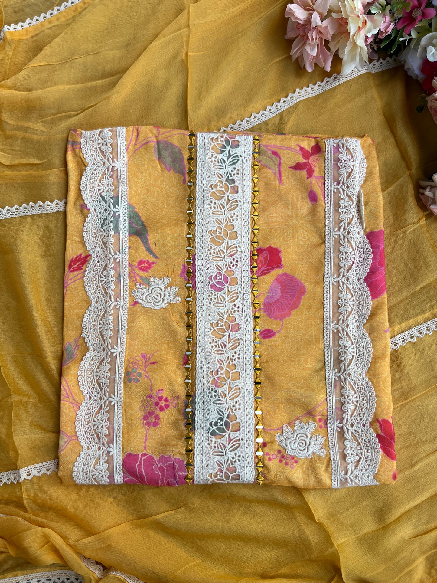 Floral Maslin Suit with Elegant Lace Detailing