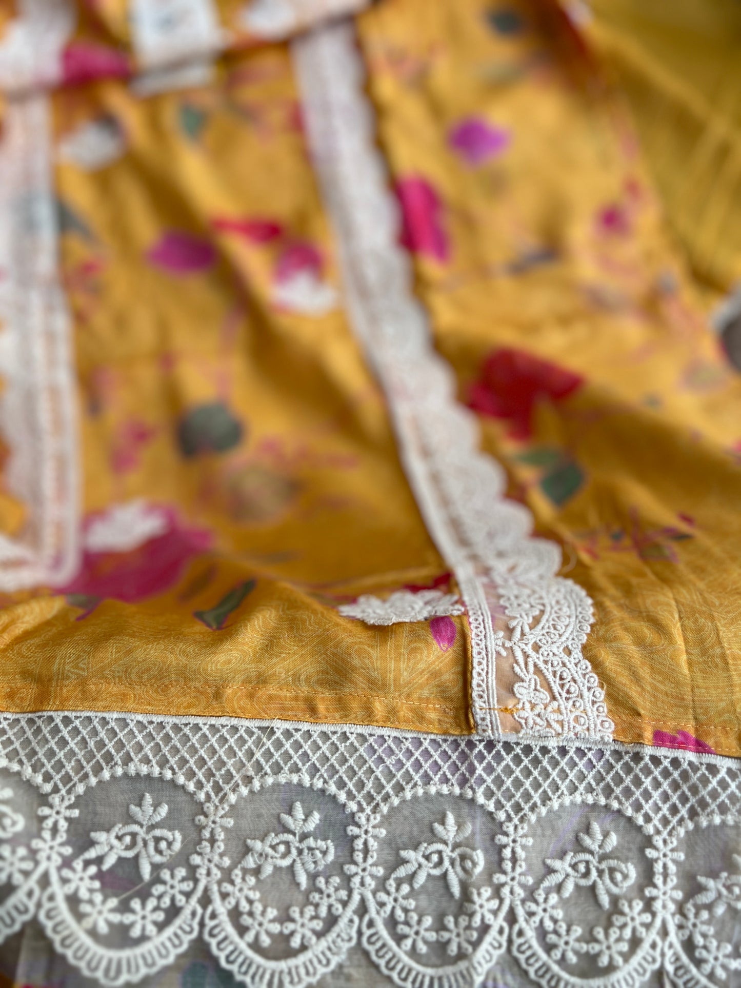 Floral Maslin Suit with Elegant Lace Detailing