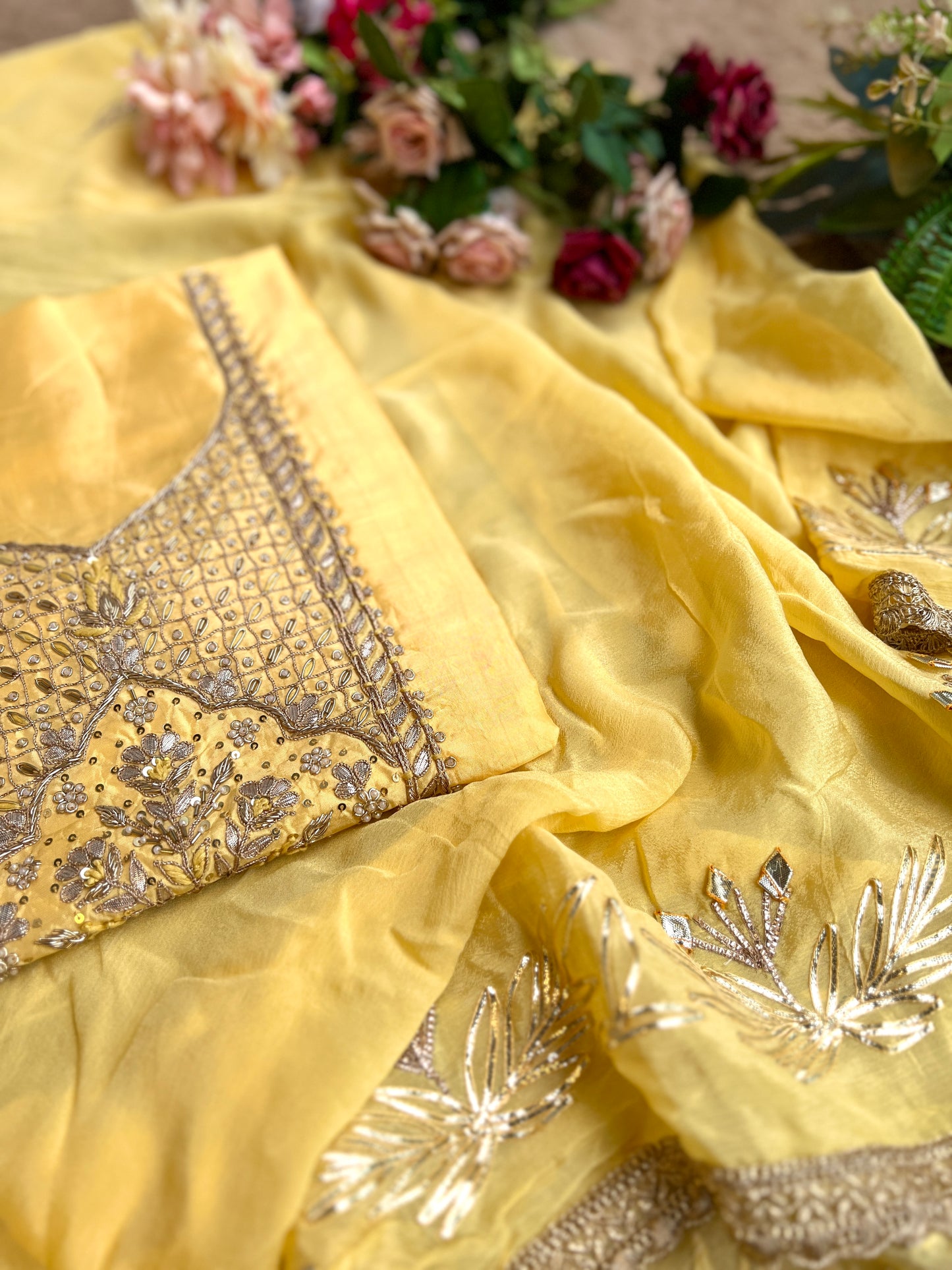 Golden Yellow Charm – Exquisite Handwork Suit