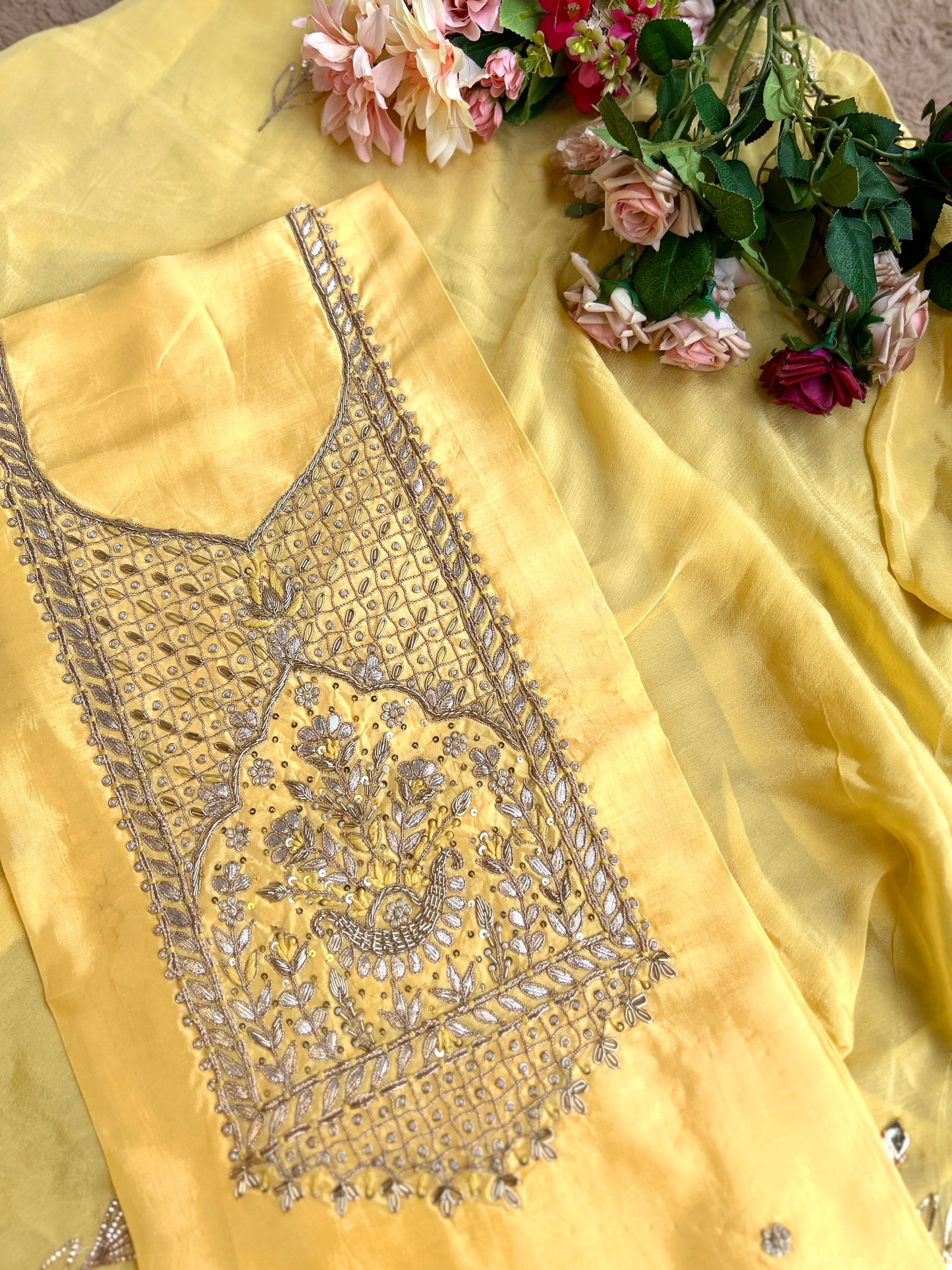 Golden Yellow Charm – Exquisite Handwork Suit