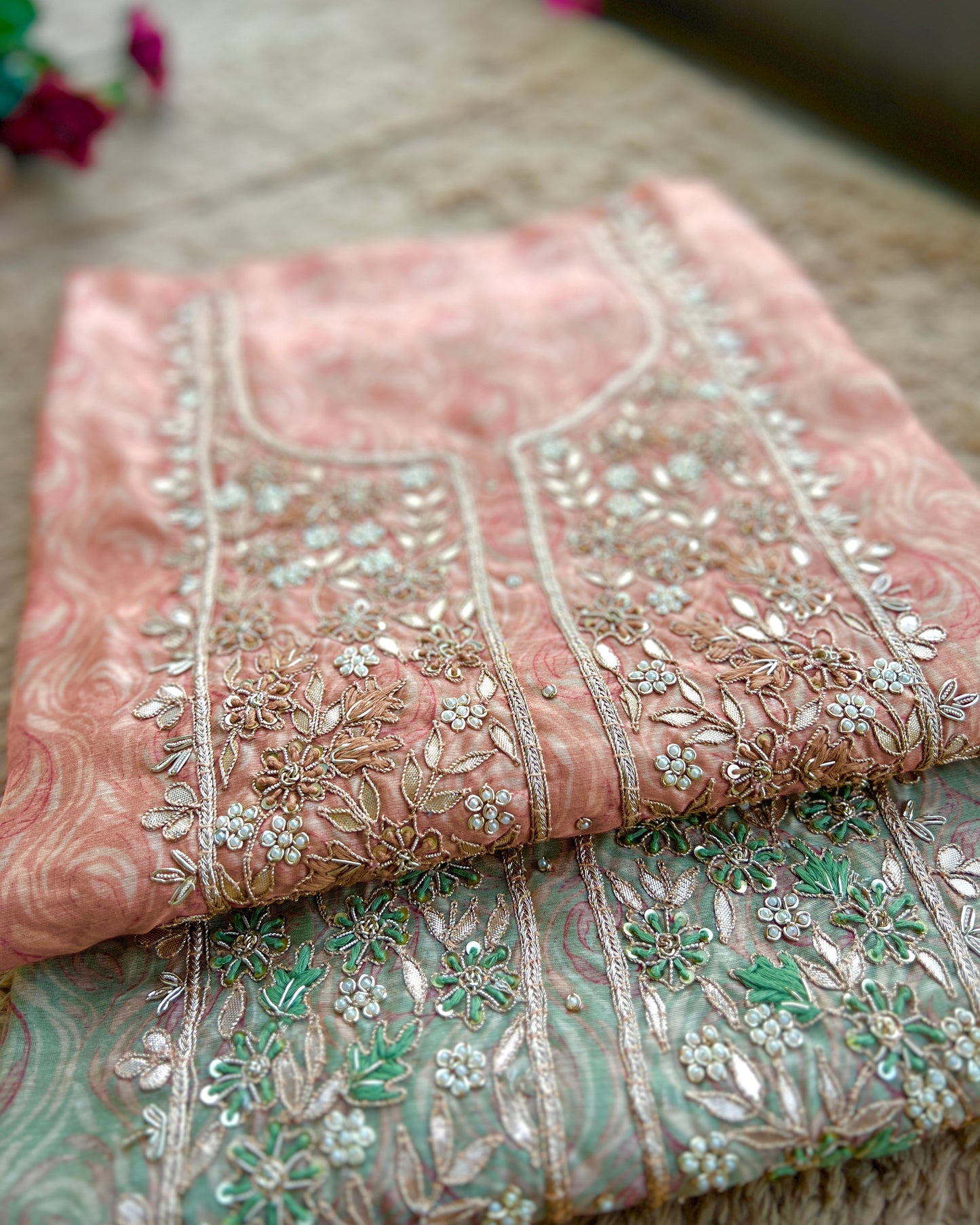 Pastel Elegance in Maheshwari Silk with Handcrafted Neck Detailing