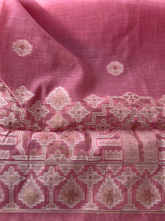 Woven Heritage â Soft Pink Jamdani Elegance