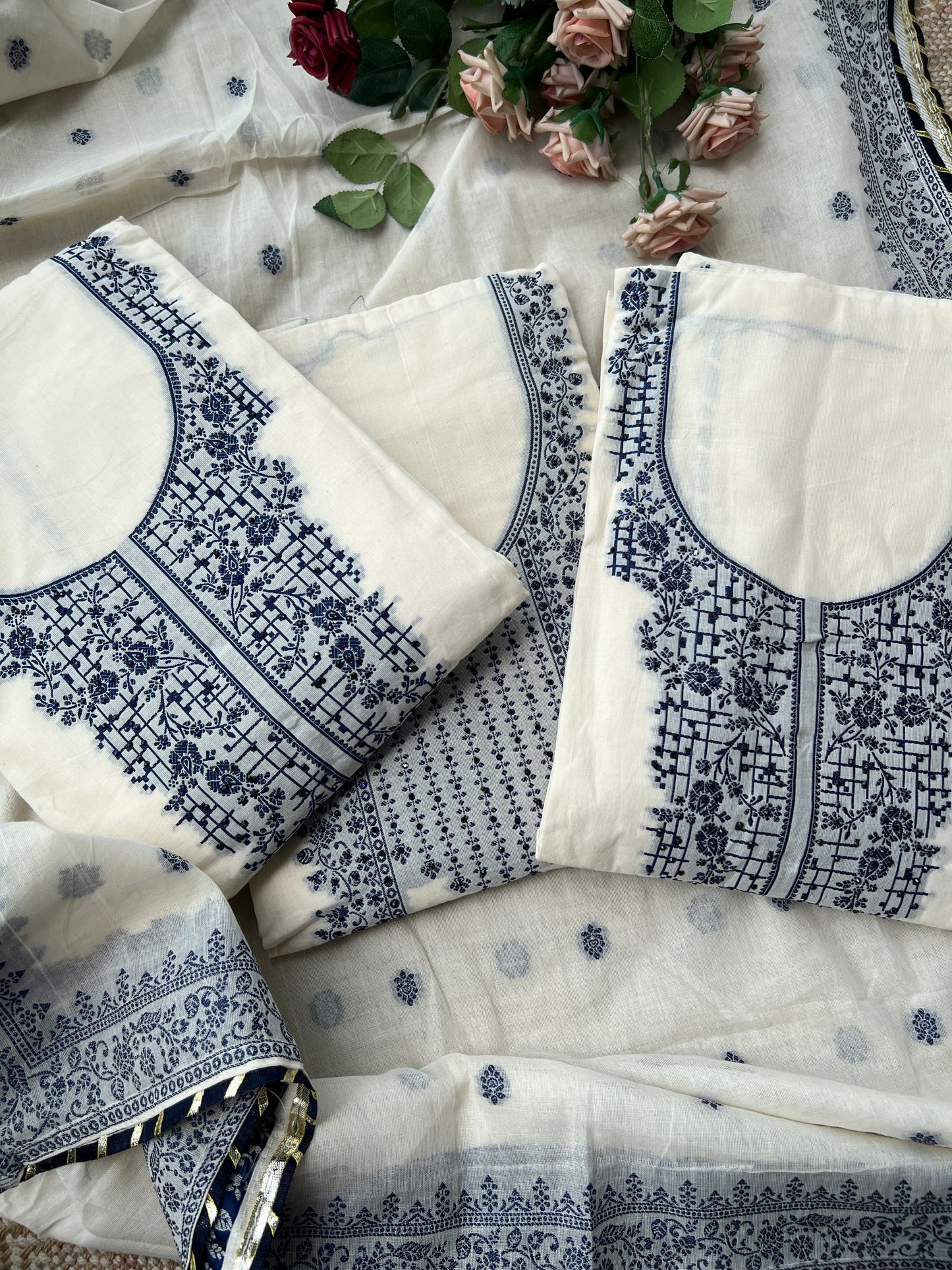 Classic Cotton Elegance in Blue & White