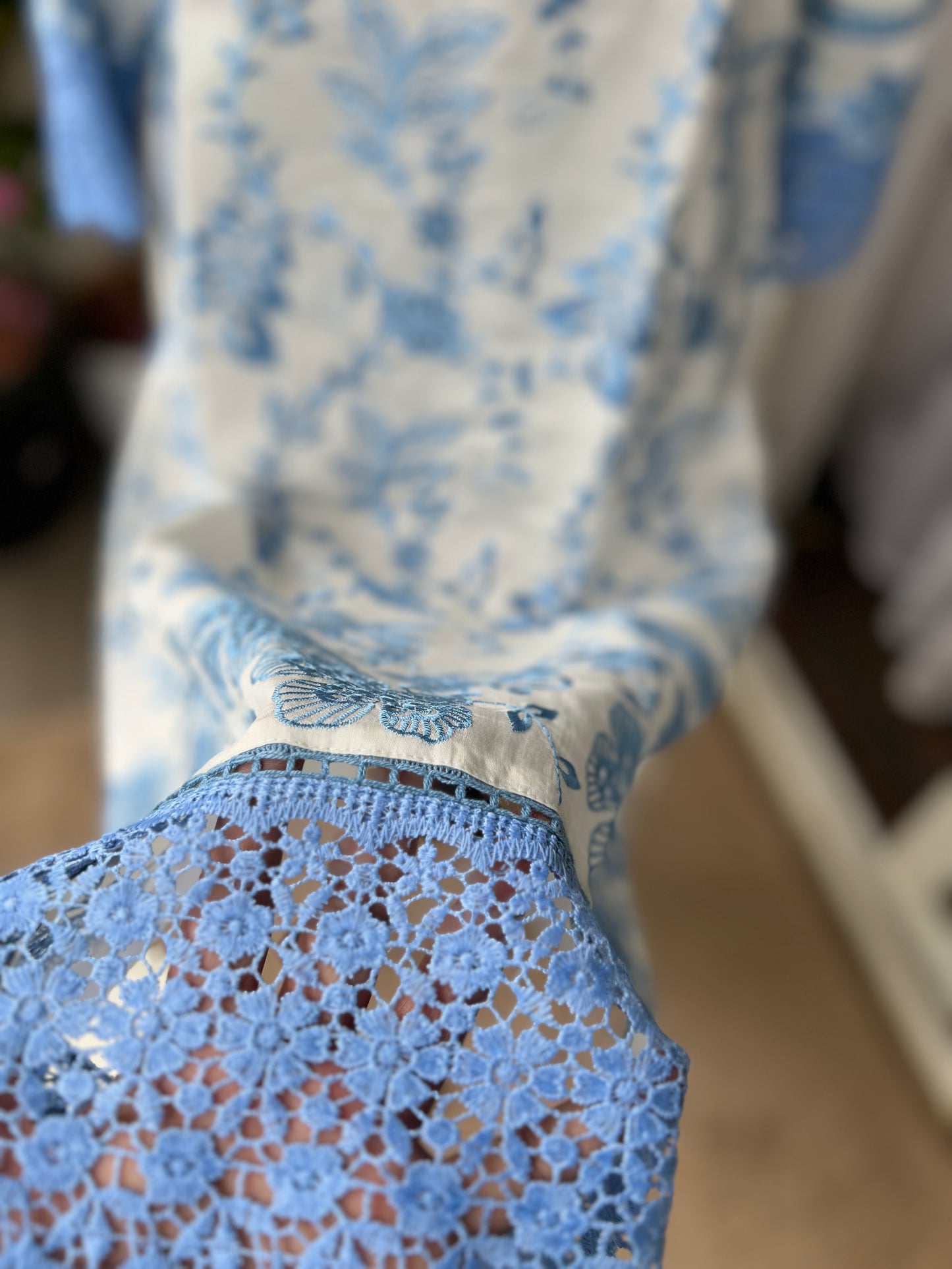 Timeless White – Embroidered Mal Chanderi with Lace Detailing