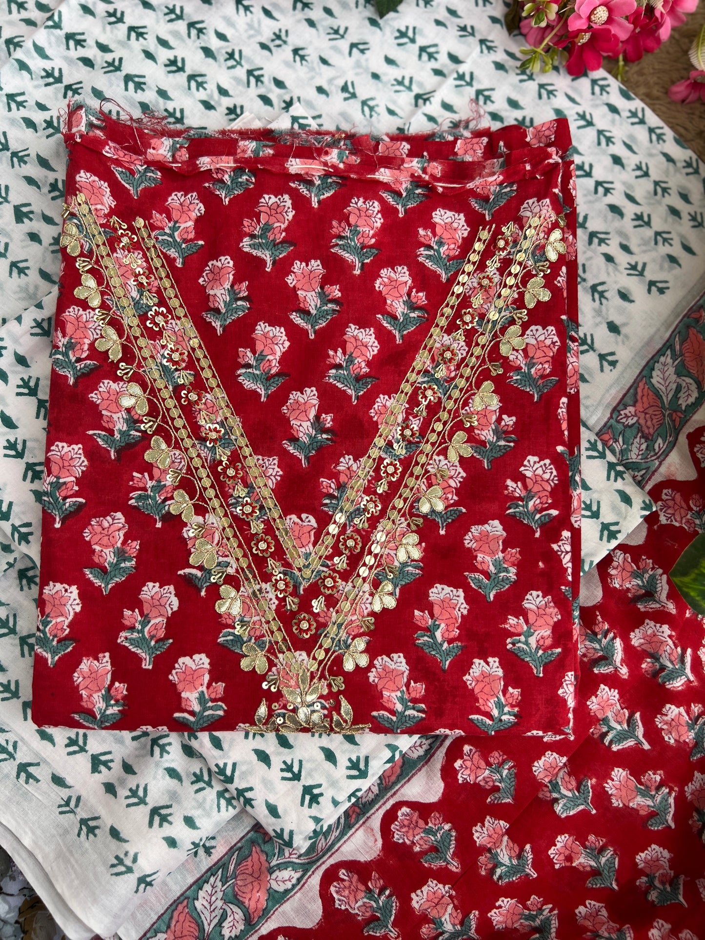 Classic Red Beauty: Zari Neckline on Floral Cotton
