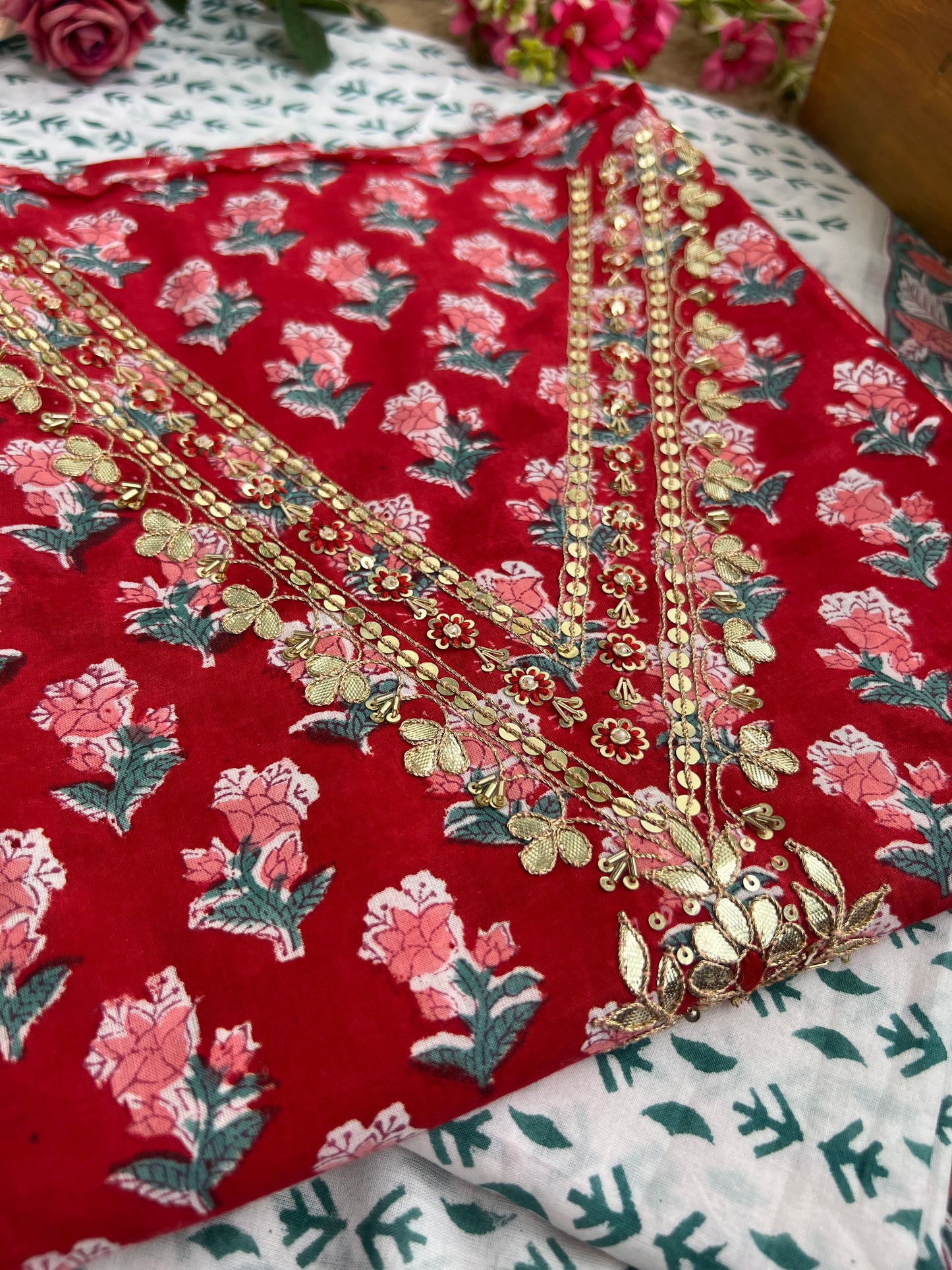 Classic Red Beauty: Zari Neckline on Floral Cotton