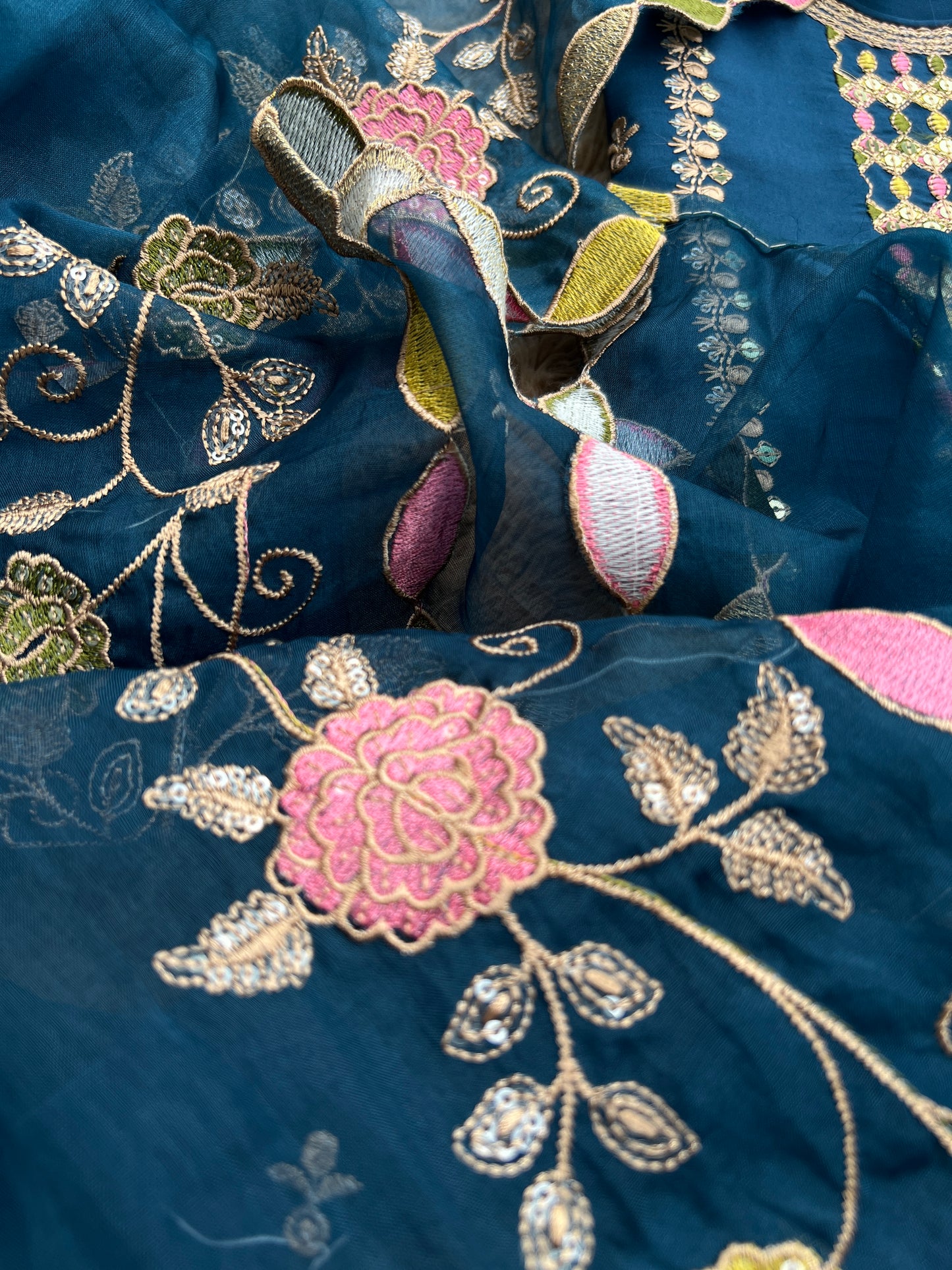 Teal Grace: Intricate Zari & Resham Embroidery in Pakistani Style