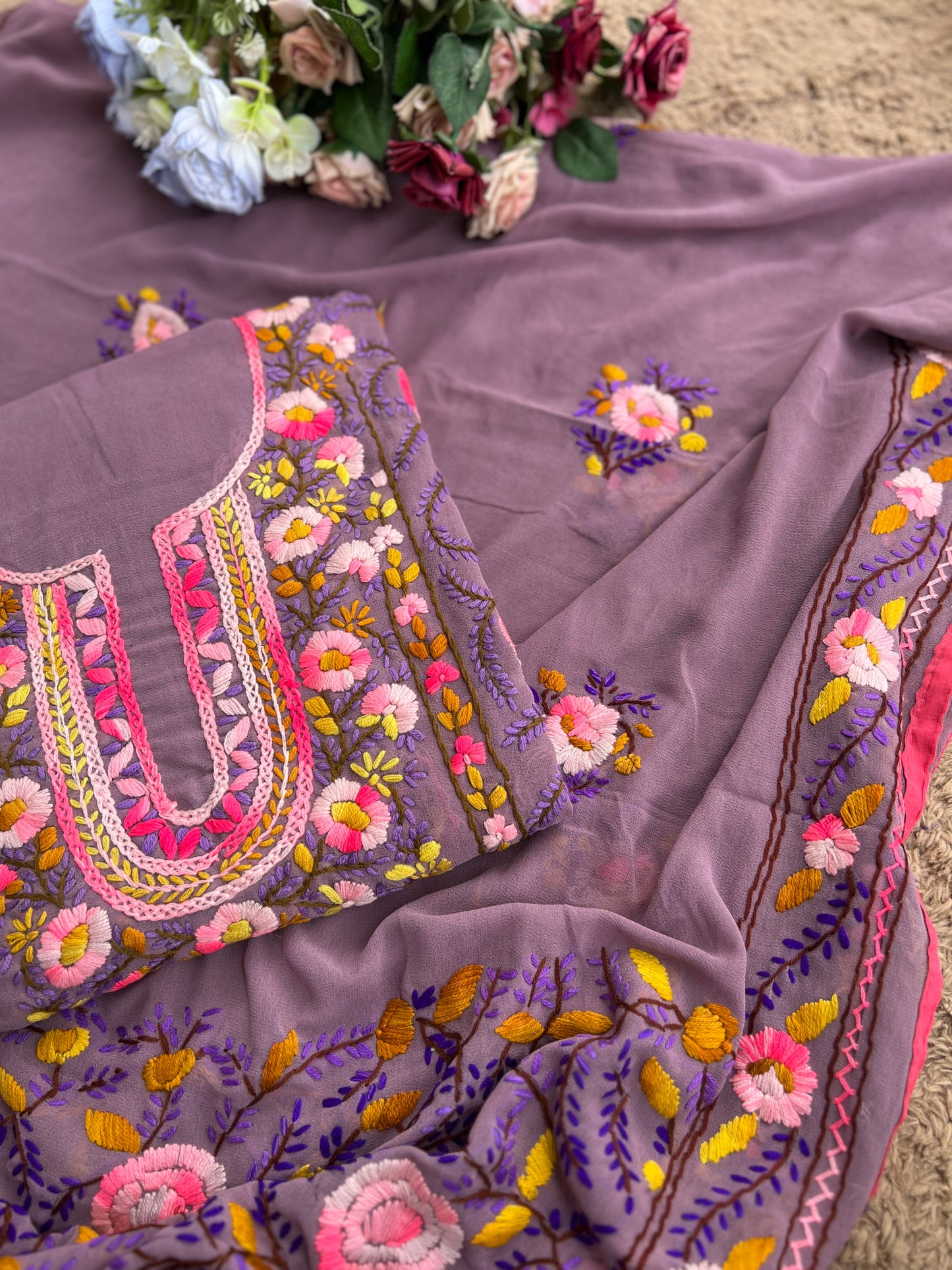 Lavender Georgette Phulkari Ensemble with Vibrant Hand Embroidery πΈ