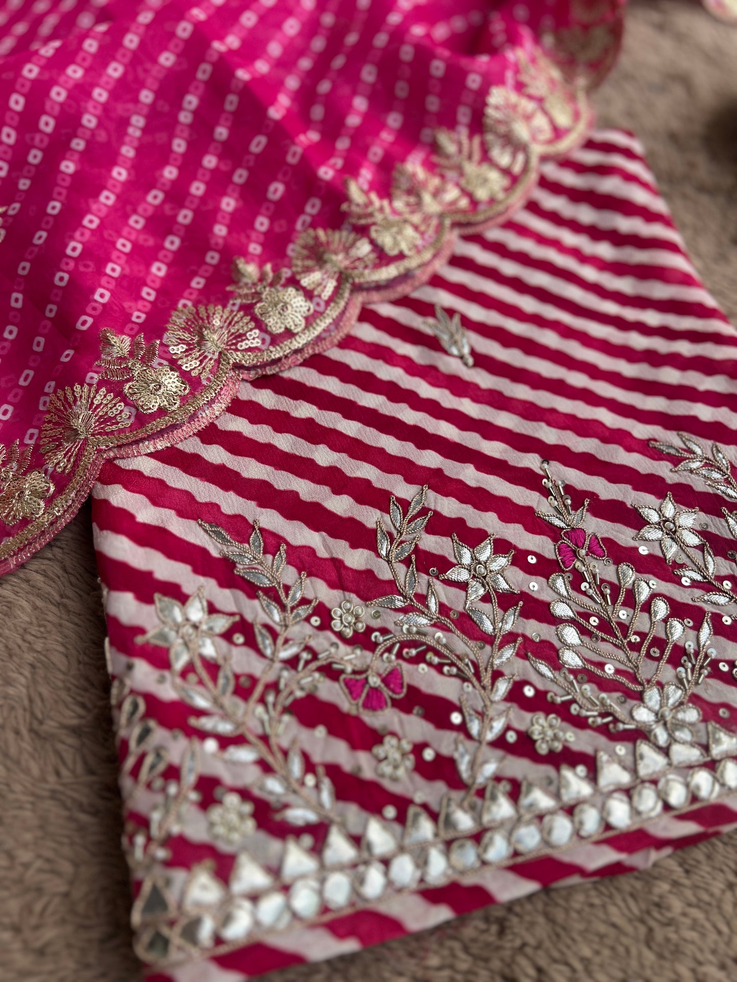 Rani Charm Laheriya Daman Work