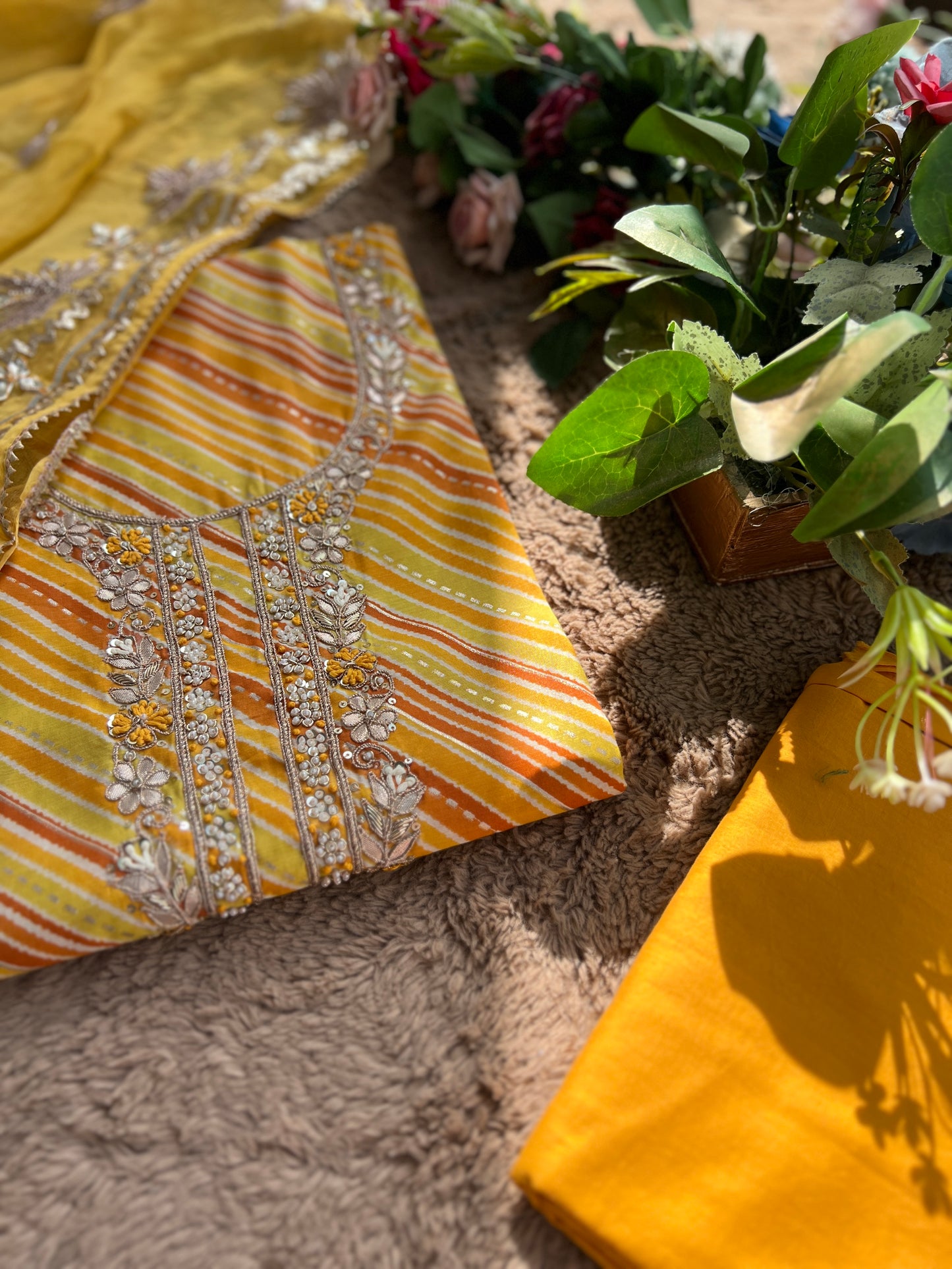 Saffron Shine Handwork Laheriya
