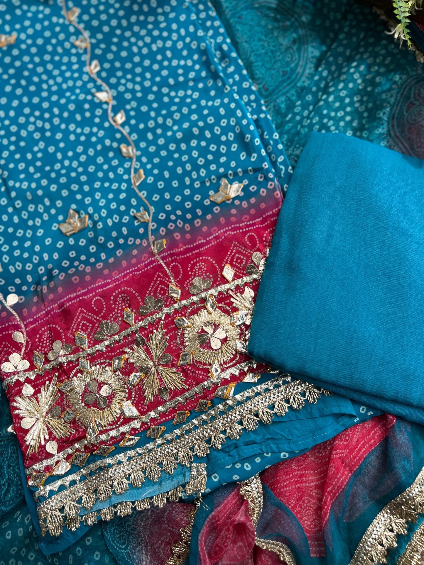 Elegant Crepe Bandhani Suit with Gotapatti Neck & Lace-Accented Chiffon Dupatta