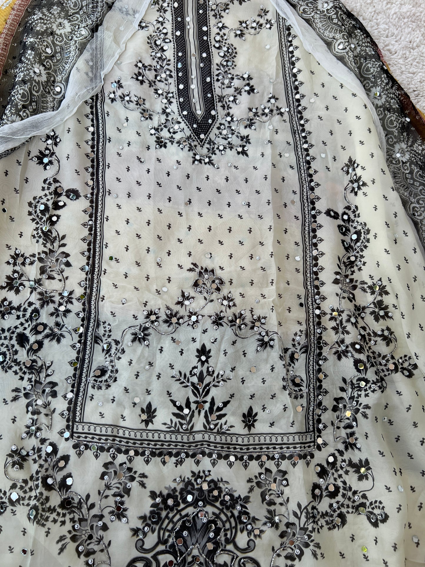 clothing ethnic