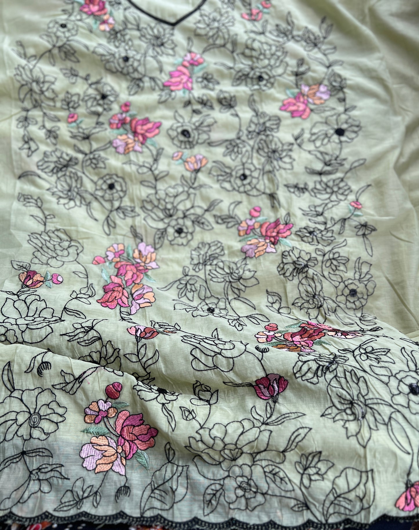 Embroidered Mal Chanderi Suit with Elegant Dupatta