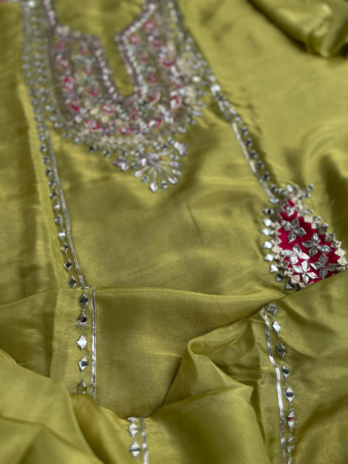 Shimmer Silk Gotapatti Ensemble with Contrast Charm