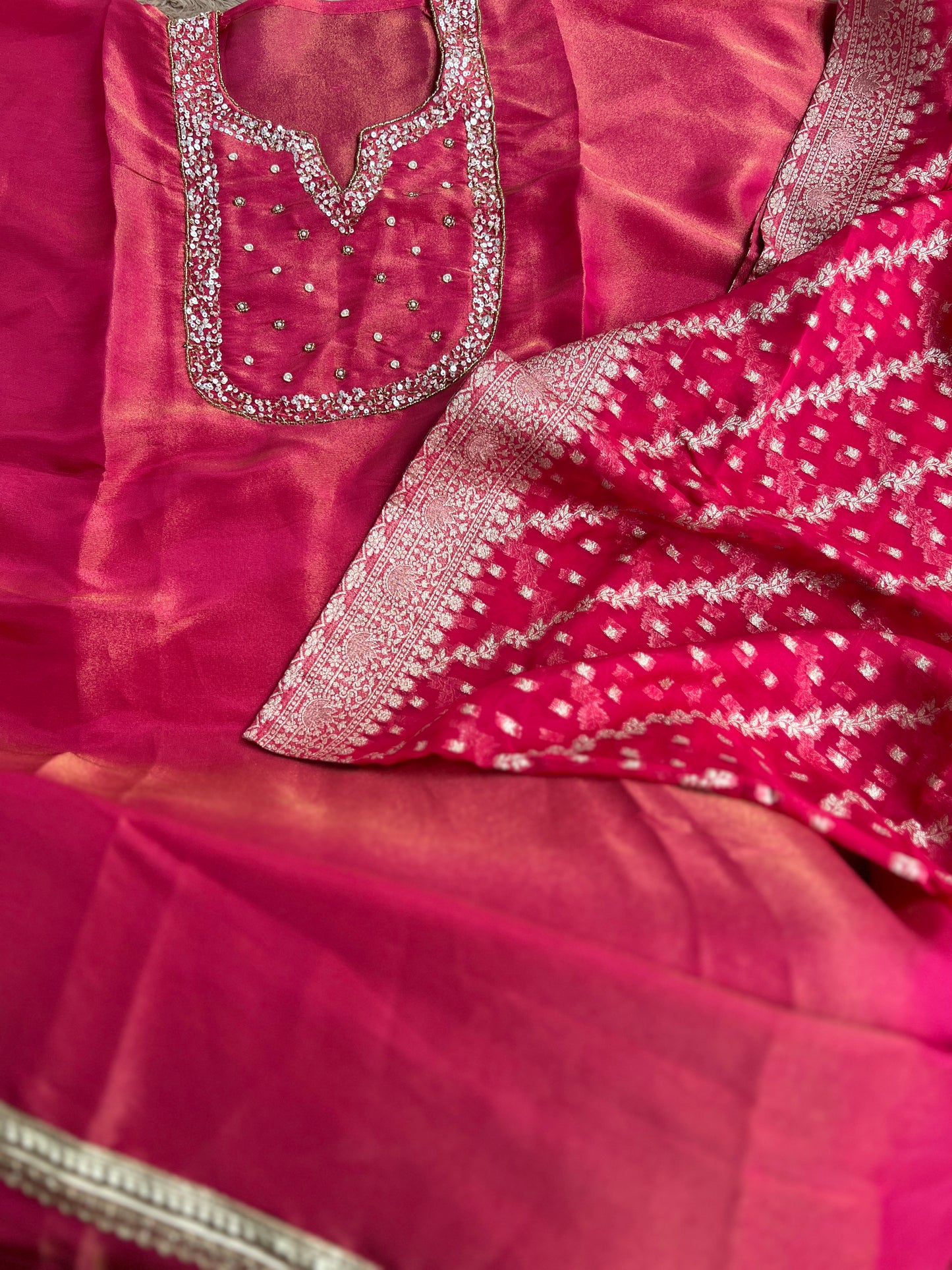 Shimmer Crepe Suit with Handcrafted Neck & Elegant Tissue Dupatta”
