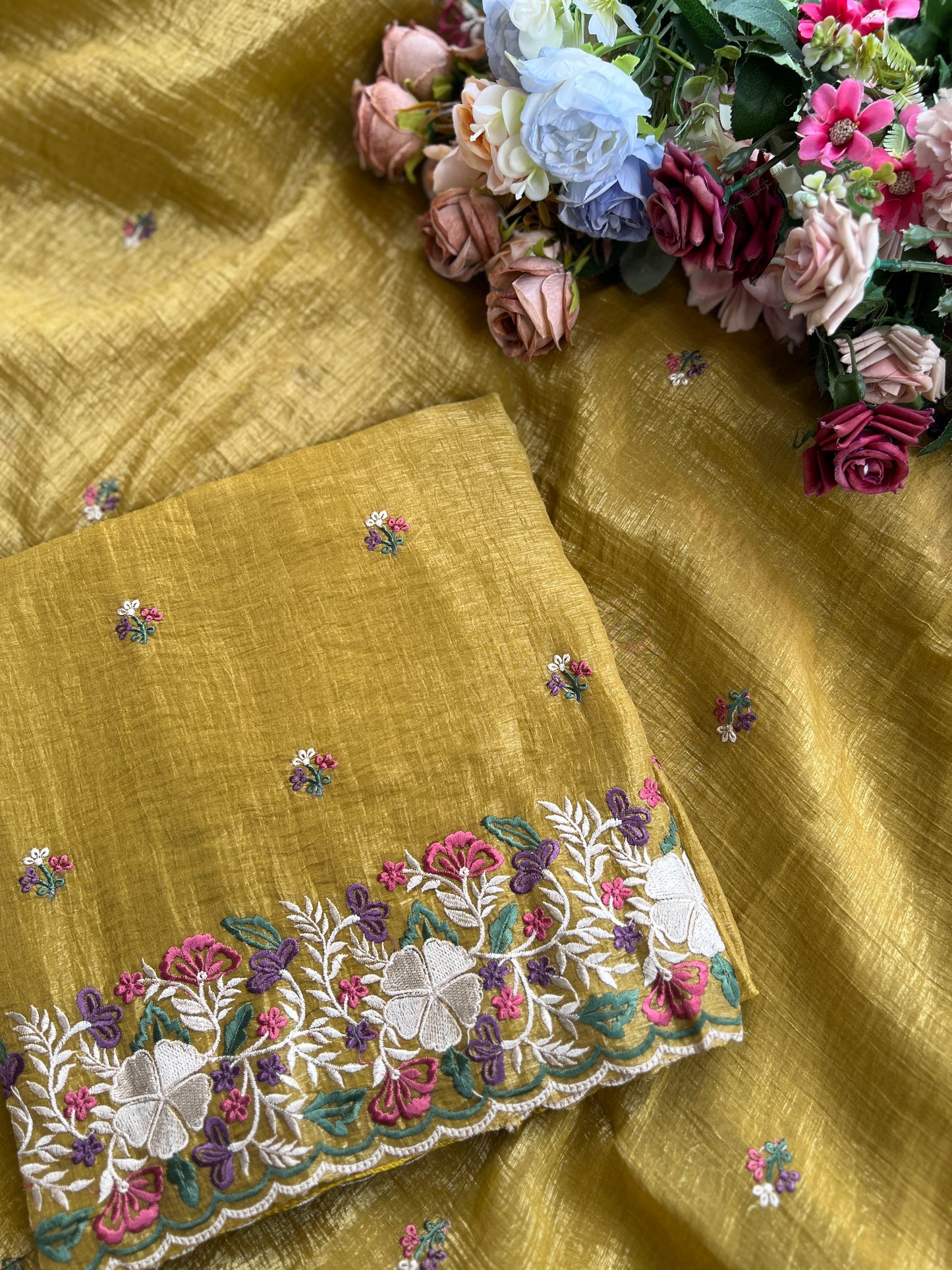πΈ Luxe Crushed Shimmer Silk with Embroidered Dupatta πΈ