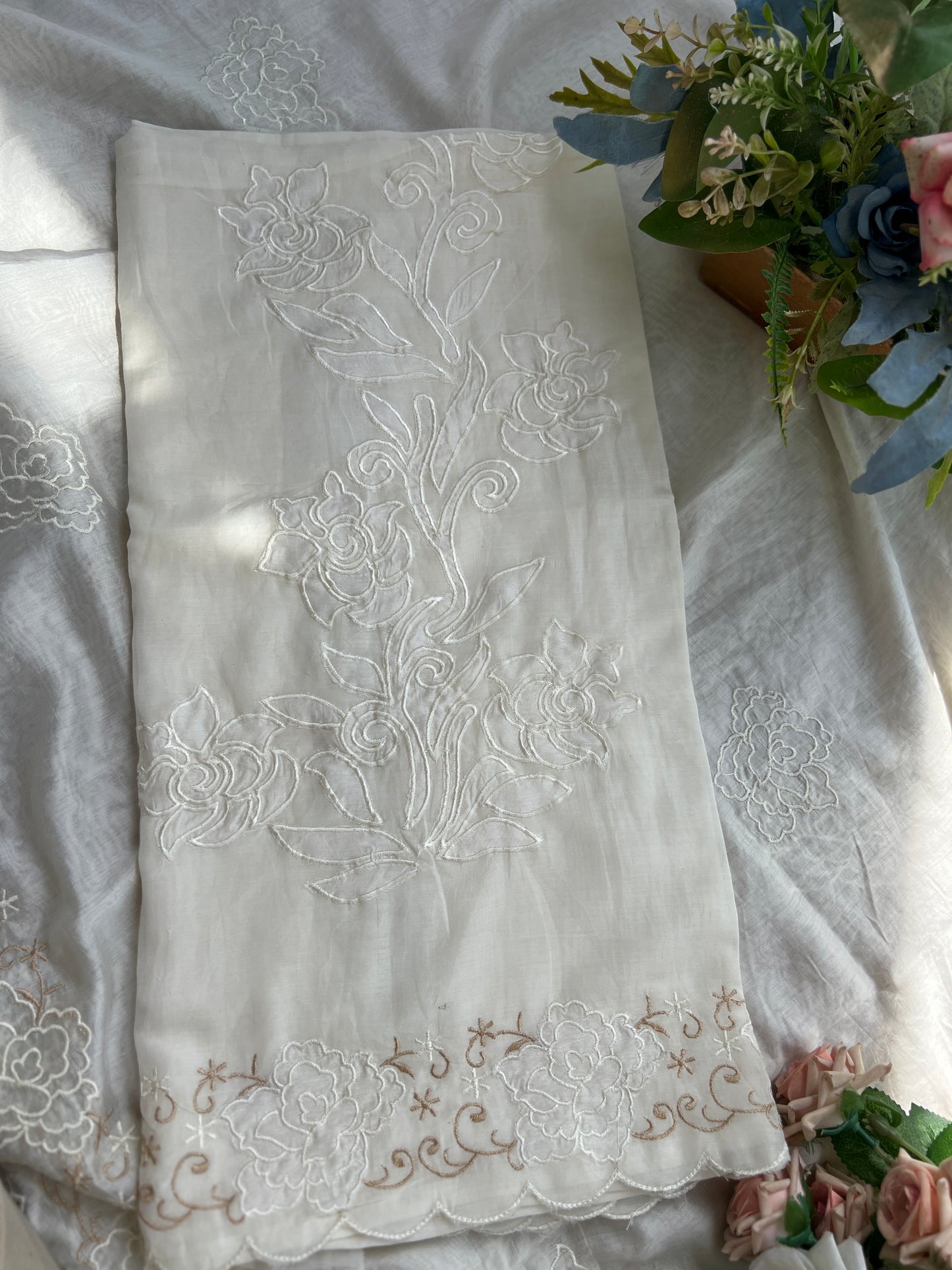 Exquisite Mal Cotton Elegance Floral Embroidered Suit