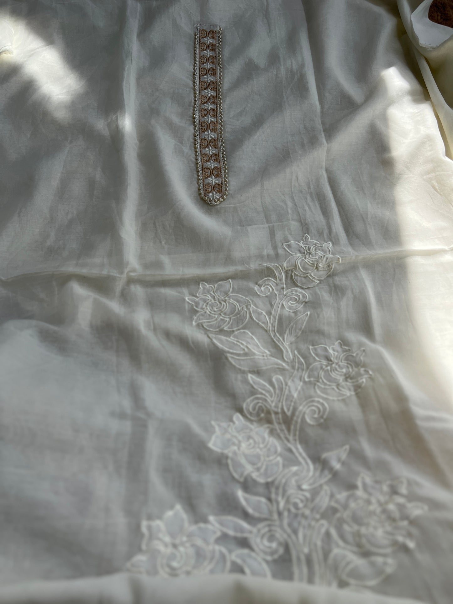 Exquisite Mal Cotton Elegance Floral Embroidered Suit