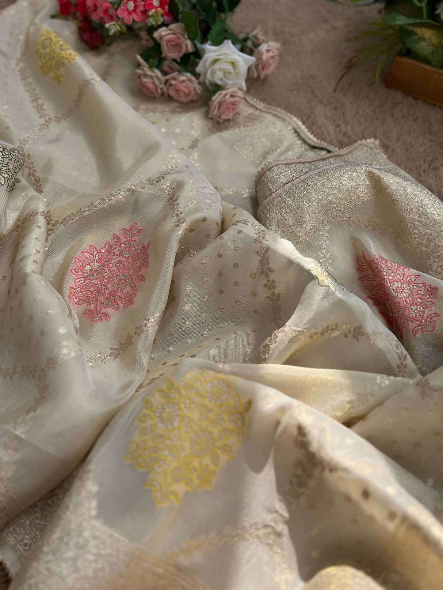 Stunning Kanjivaram Jacquard Silk Ensemble with Exquisite Handwork