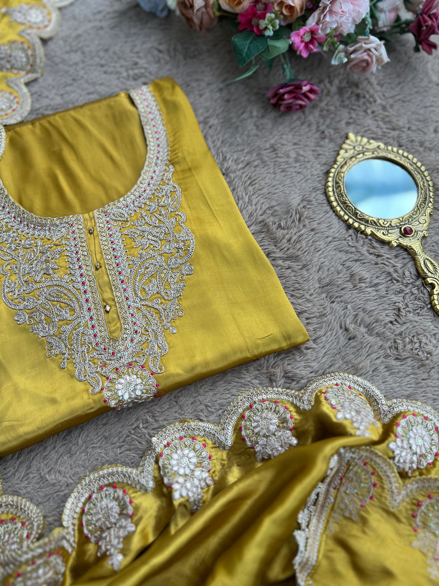 Finest Crepe Elegance with Intricate Embroidery β¨
