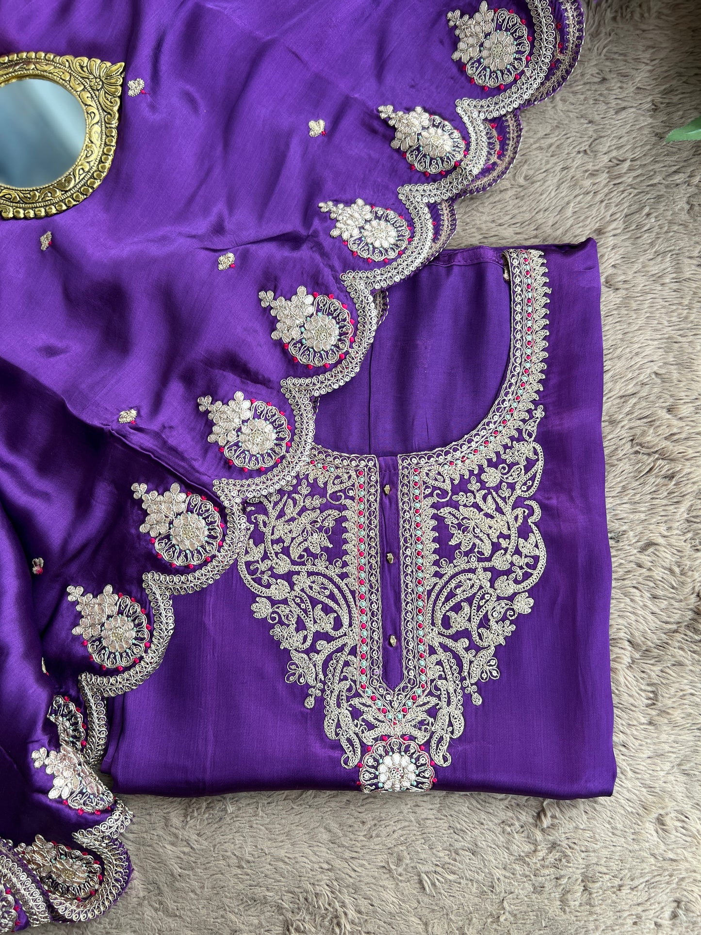Finest Crepe Elegance with Intricate Embroidery β¨