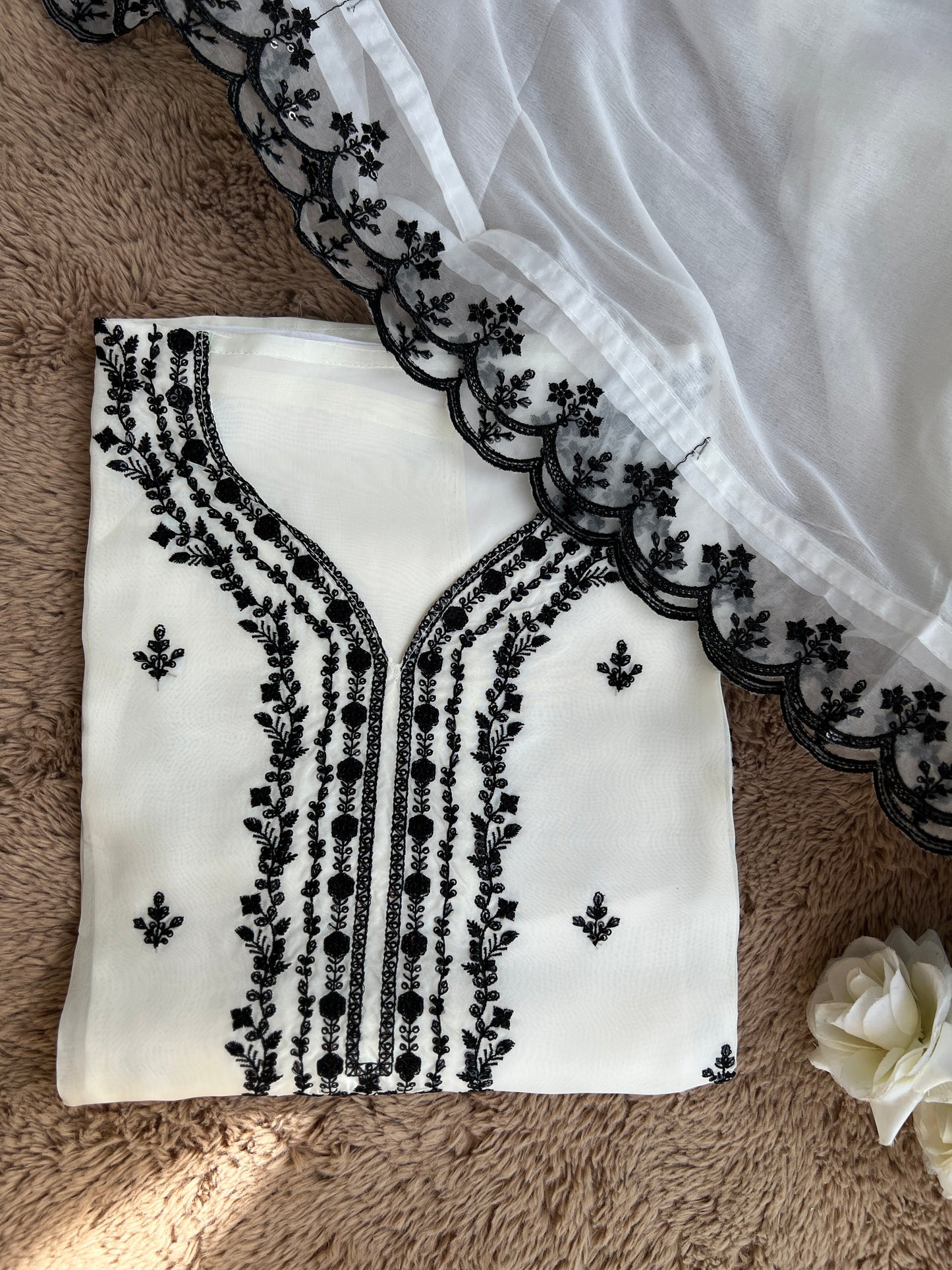 Chic Black and White Embroidered Viscose Organza Suit Set