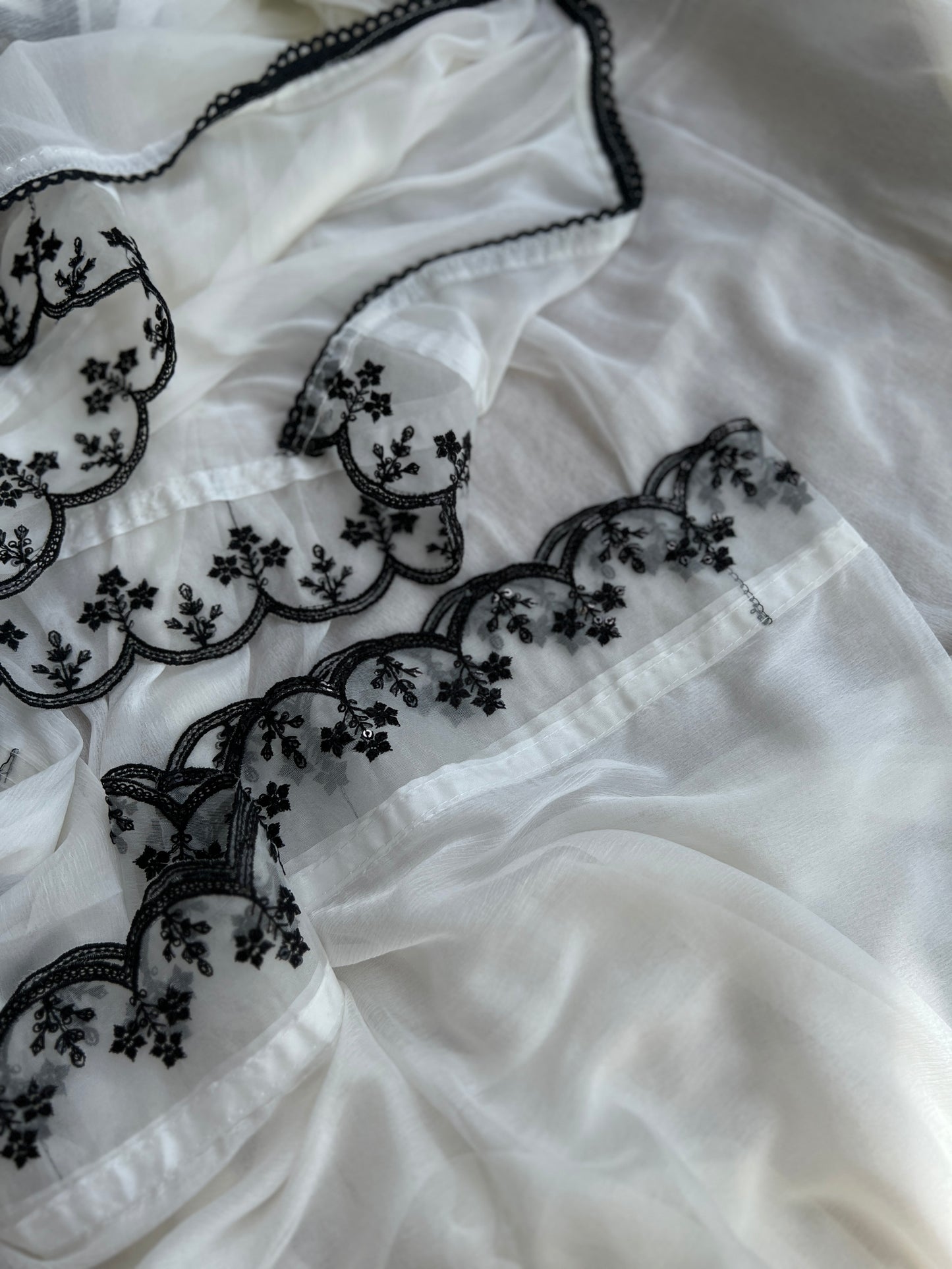 Chic Black and White Embroidered Viscose Organza Suit Set