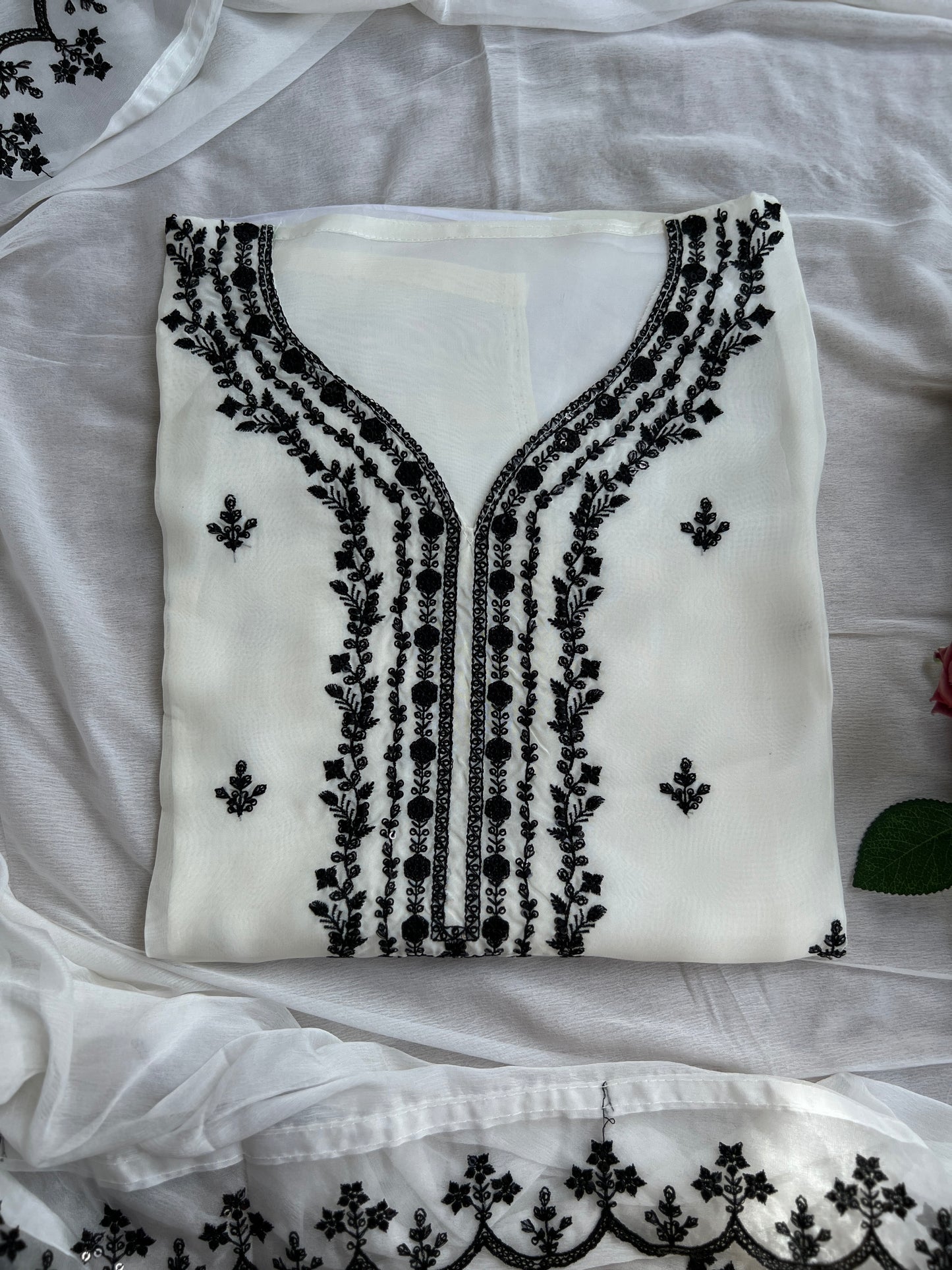 Chic Black and White Embroidered Viscose Organza Suit Set
