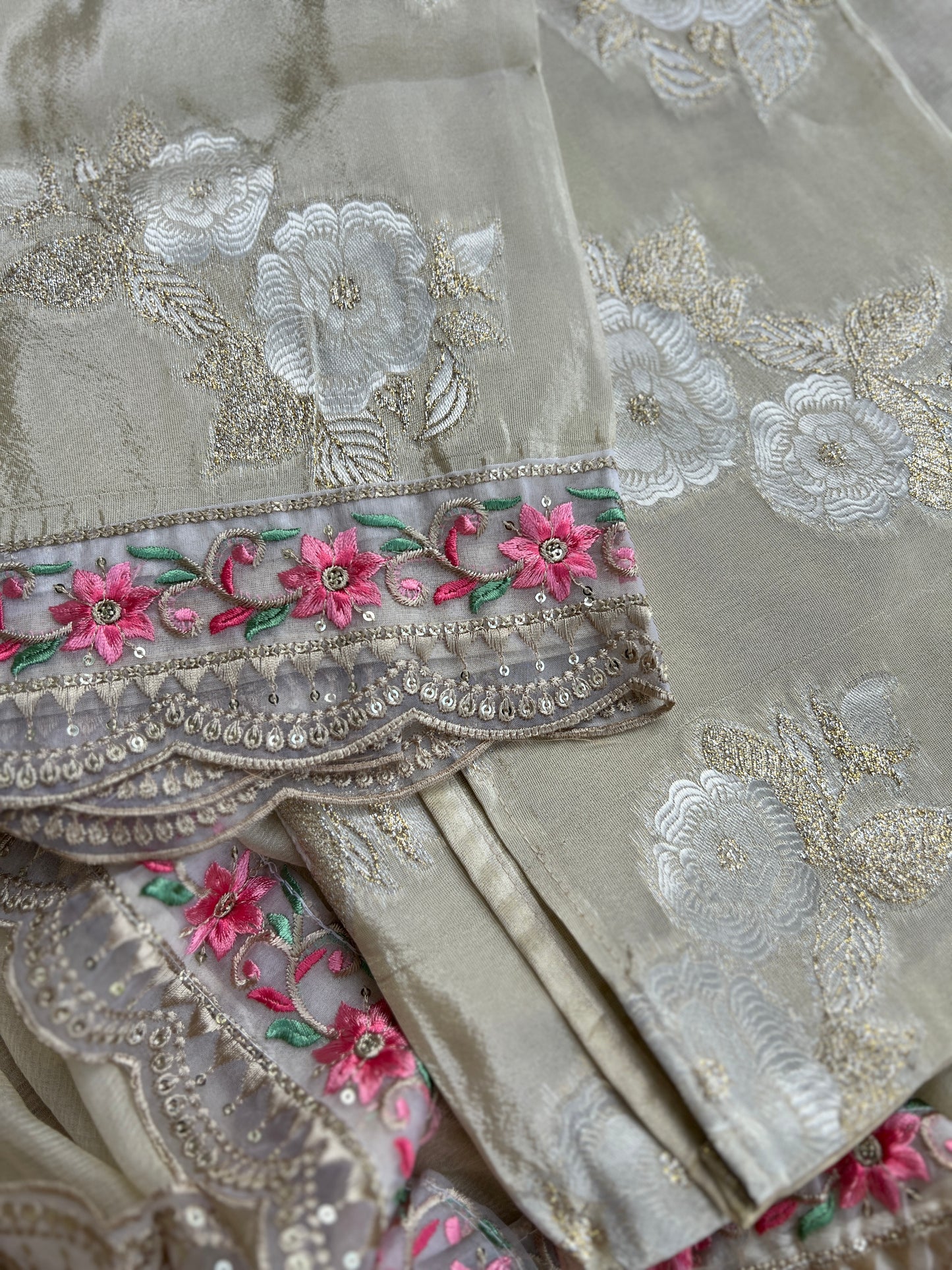 Elegant Ivory Embroidered Suit with Floral Accents