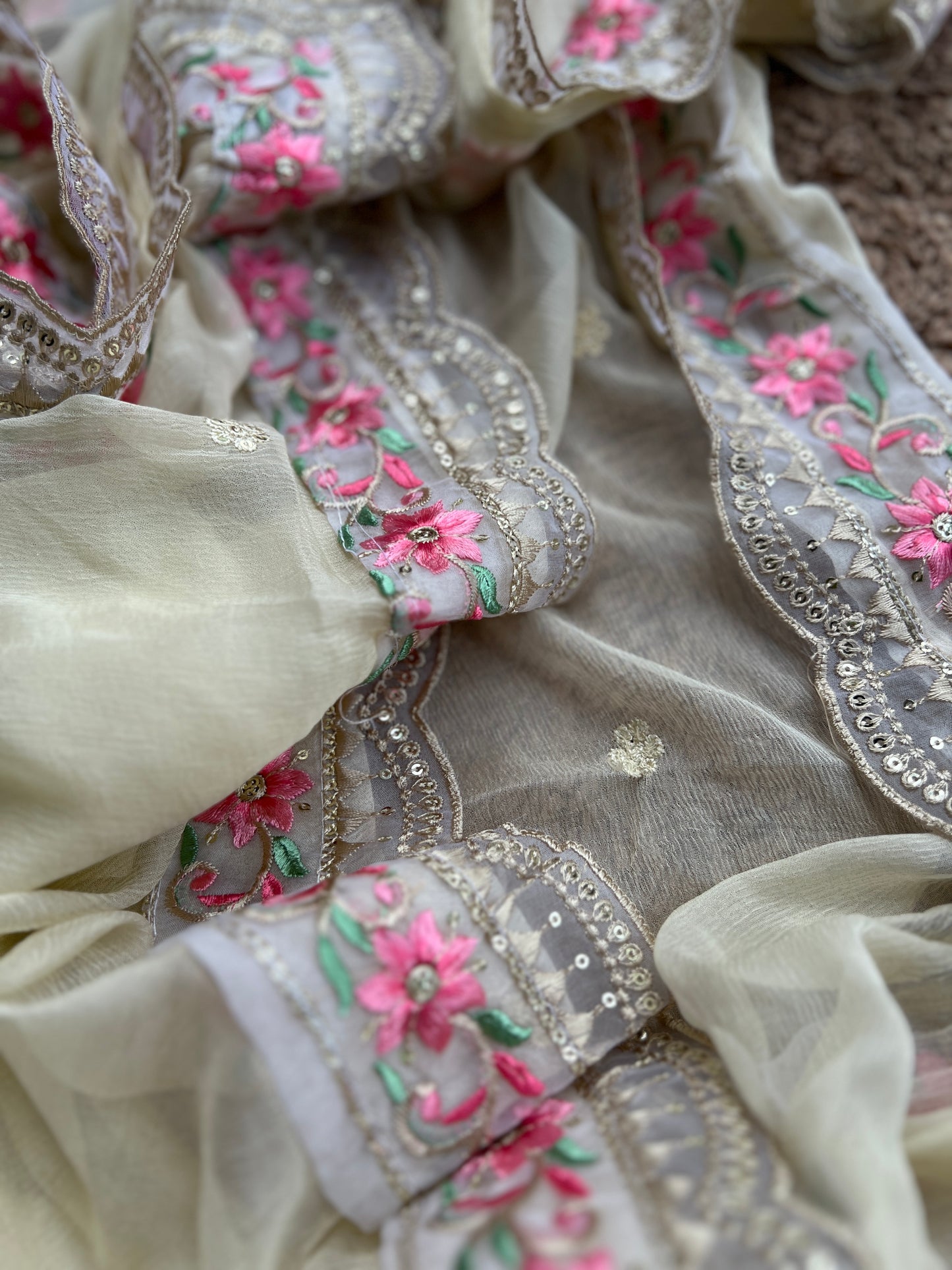 Elegant Ivory Embroidered Suit with Floral Accents