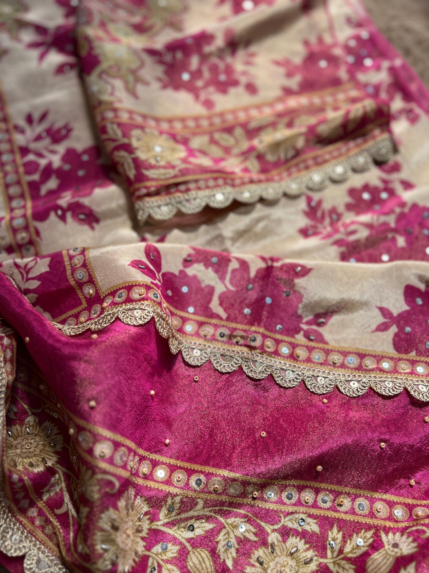 Luxurious Pakistani Split-Design Shimmer Silk semistiched suit