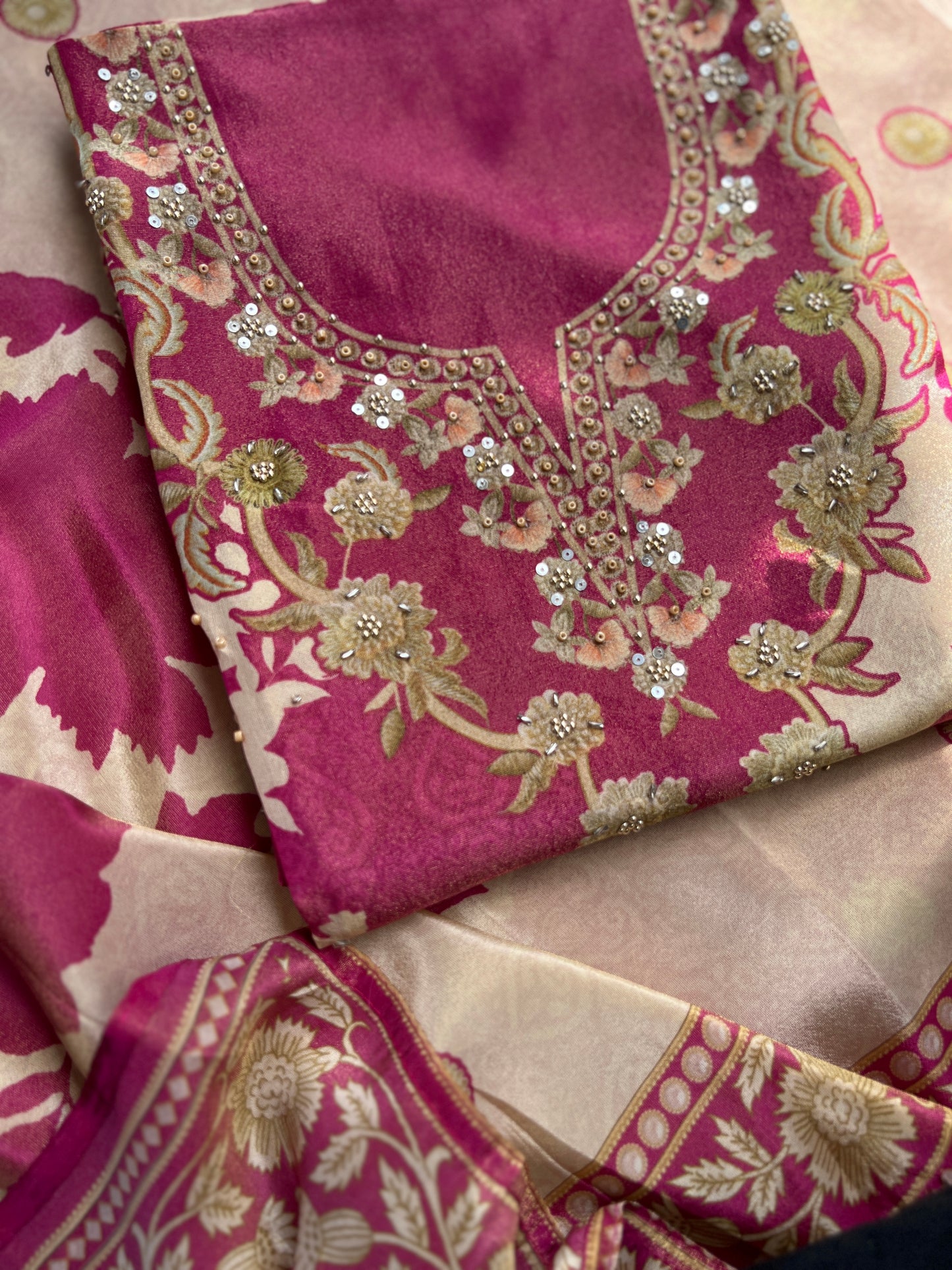 Luxurious Pakistani Split-Design Shimmer Silk semistiched suit