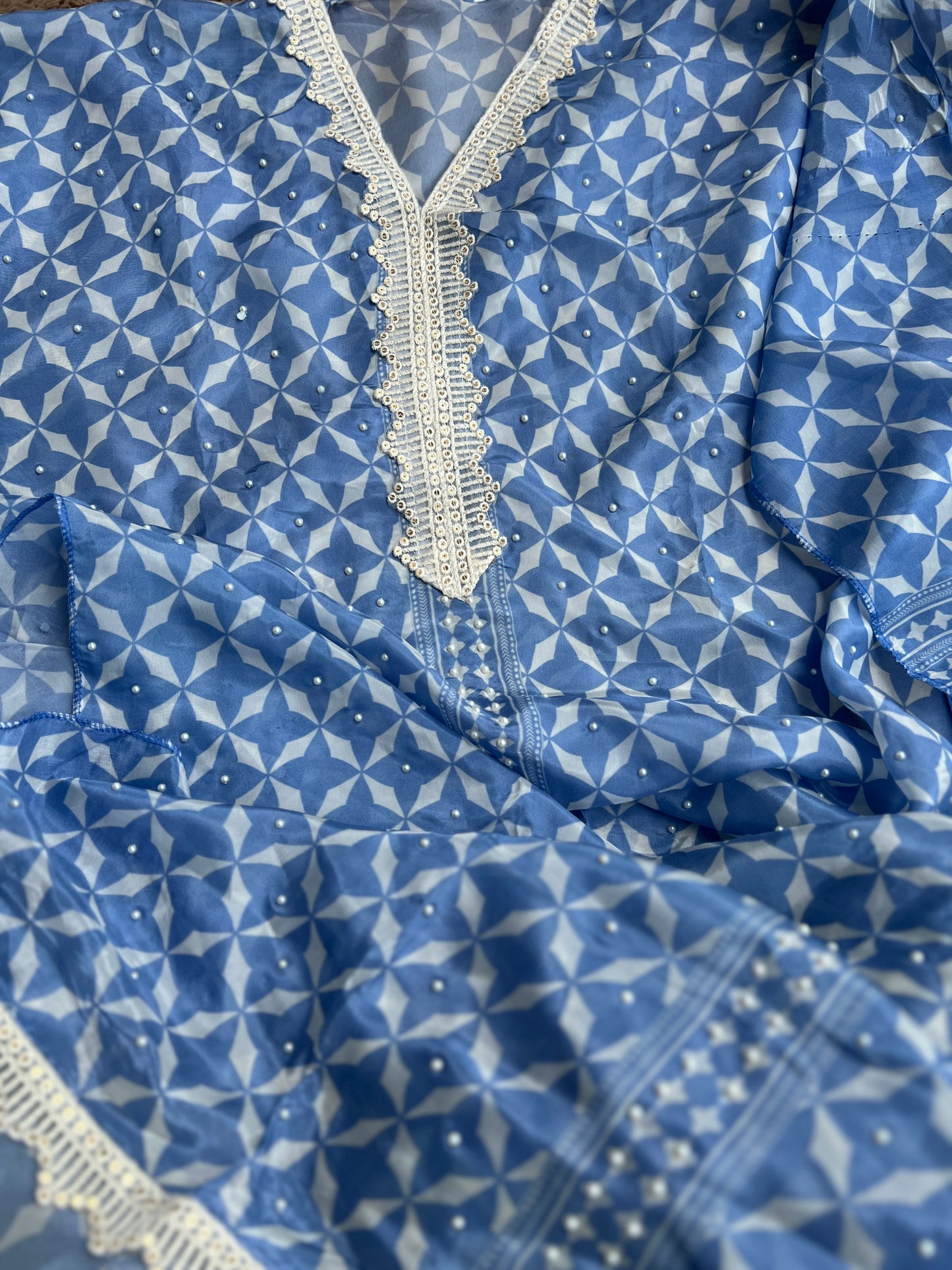 Chic Crepe Organza Semi-Stitched Geometric Print with Beads and Lace