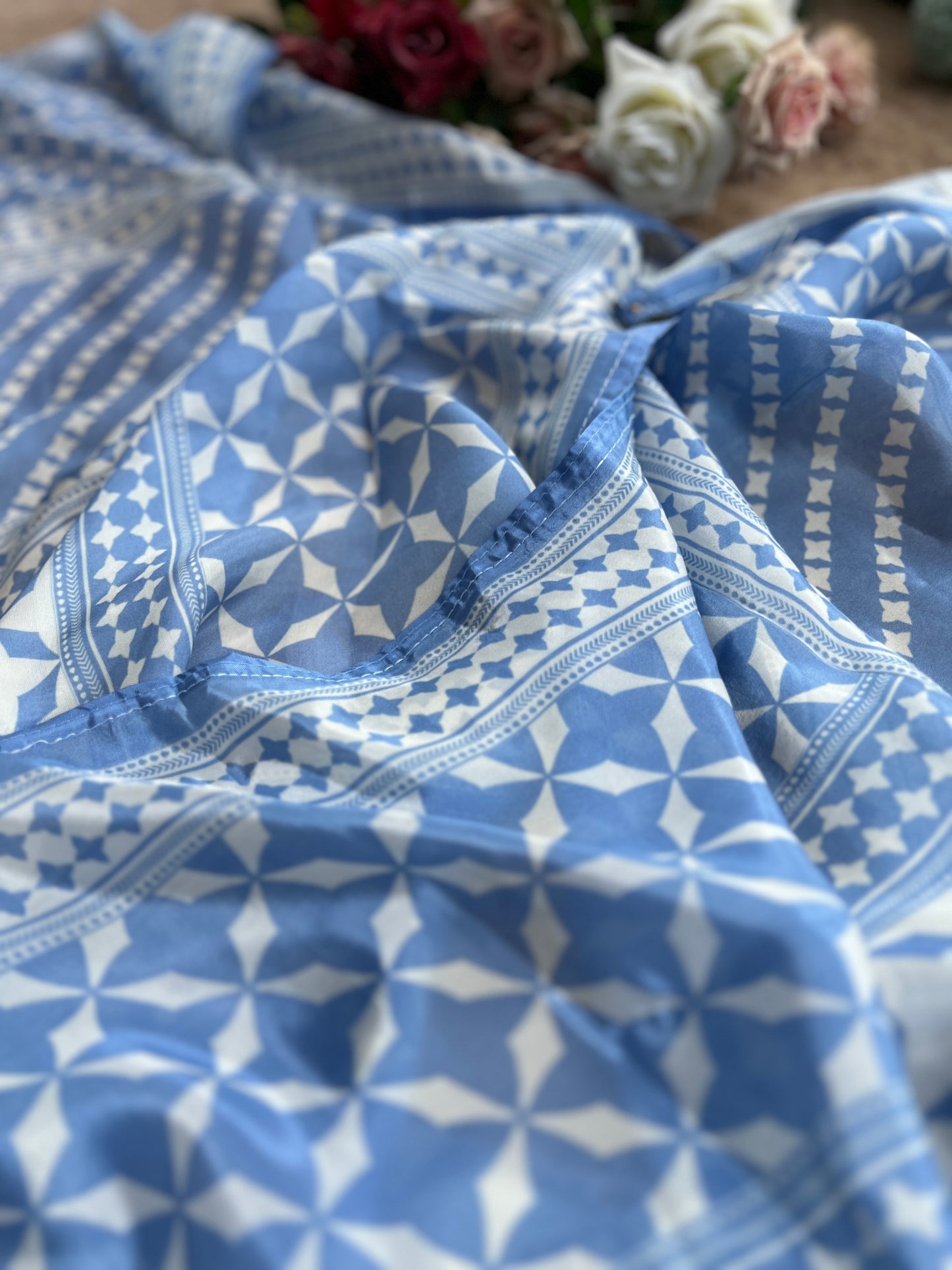 Chic Crepe Organza Semi-Stitched Geometric Print with Beads and Lace