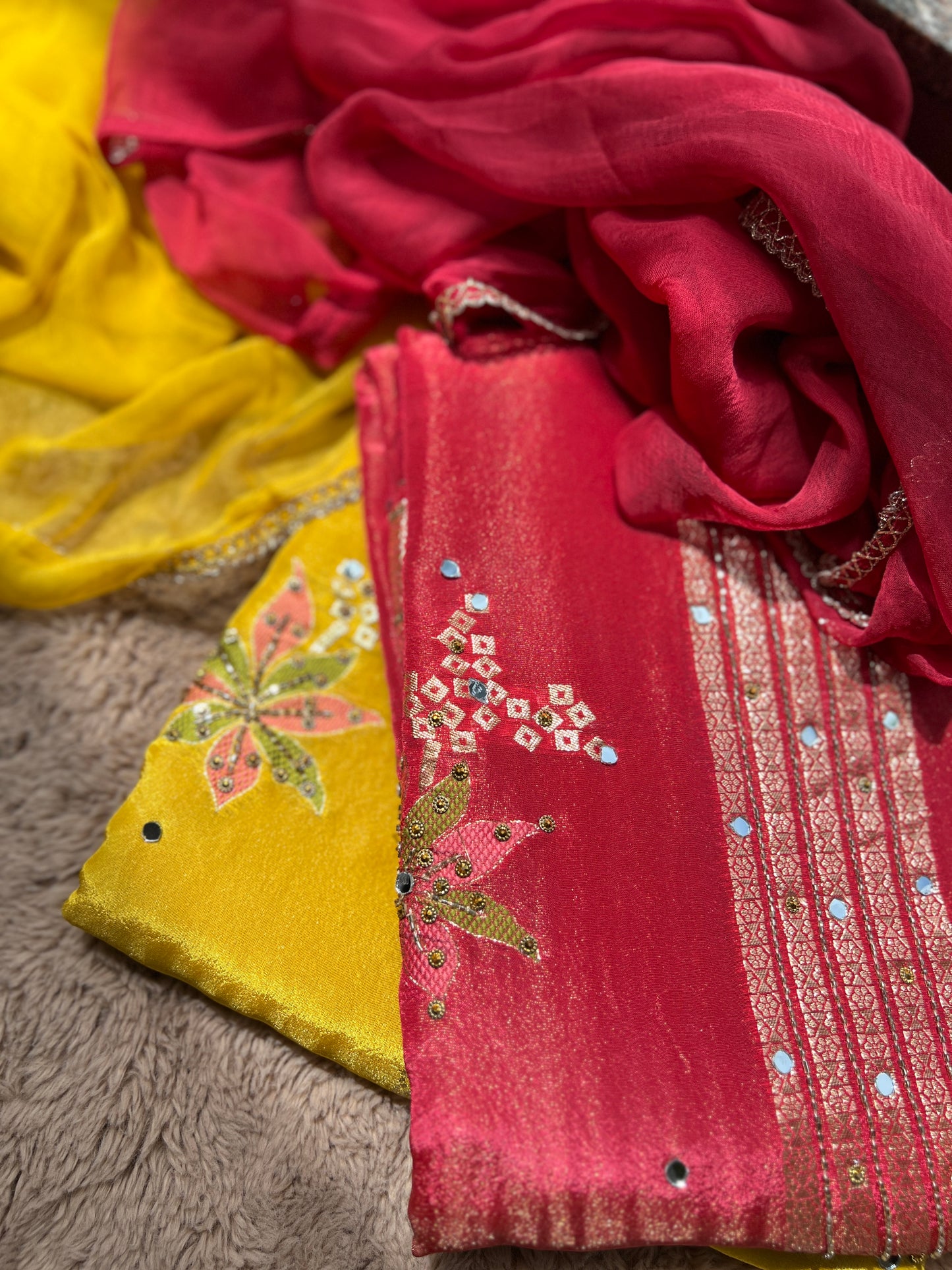 Exquisite Shimmer Jacquard Banarasi Floral Embroidered Suit Set