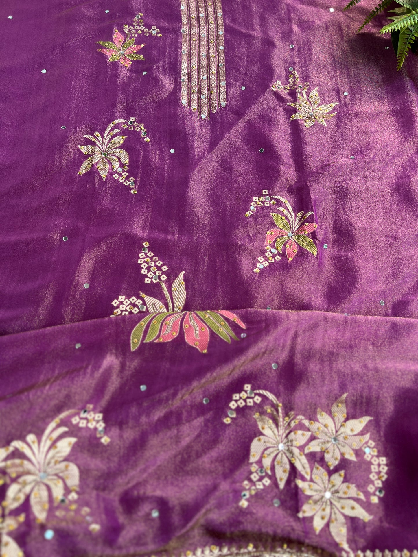 Exquisite Shimmer Jacquard Banarasi Floral Embroidered Suit Set