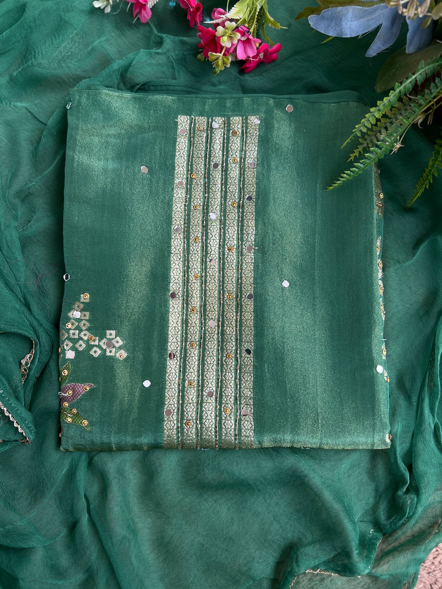 Exquisite Shimmer Jacquard Banarasi Floral Embroidered Suit Set