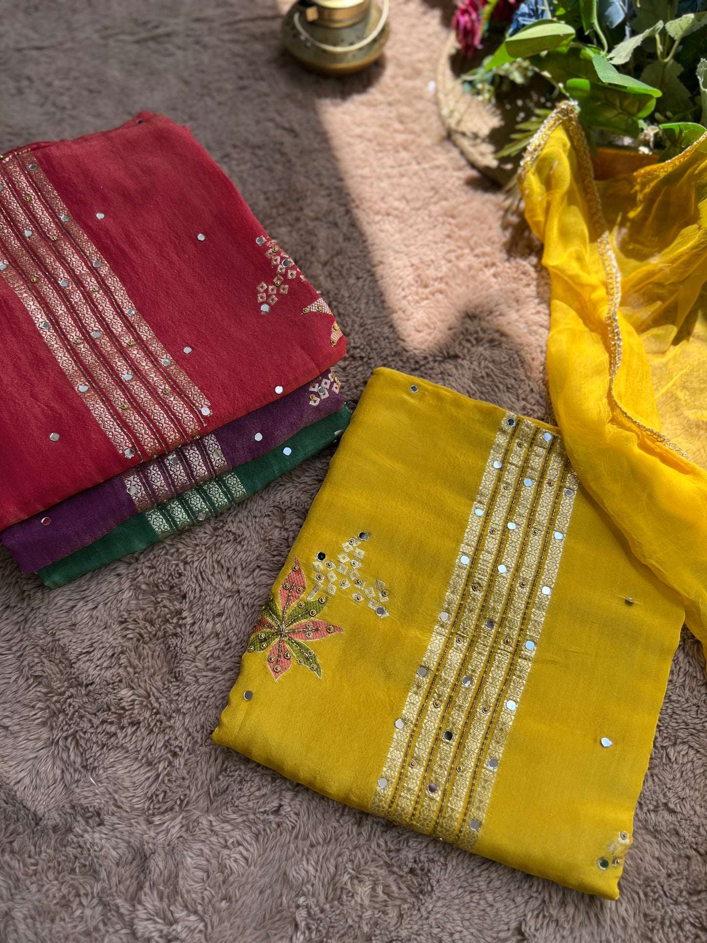 Exquisite Shimmer Jacquard Banarasi Floral Embroidered Suit Set