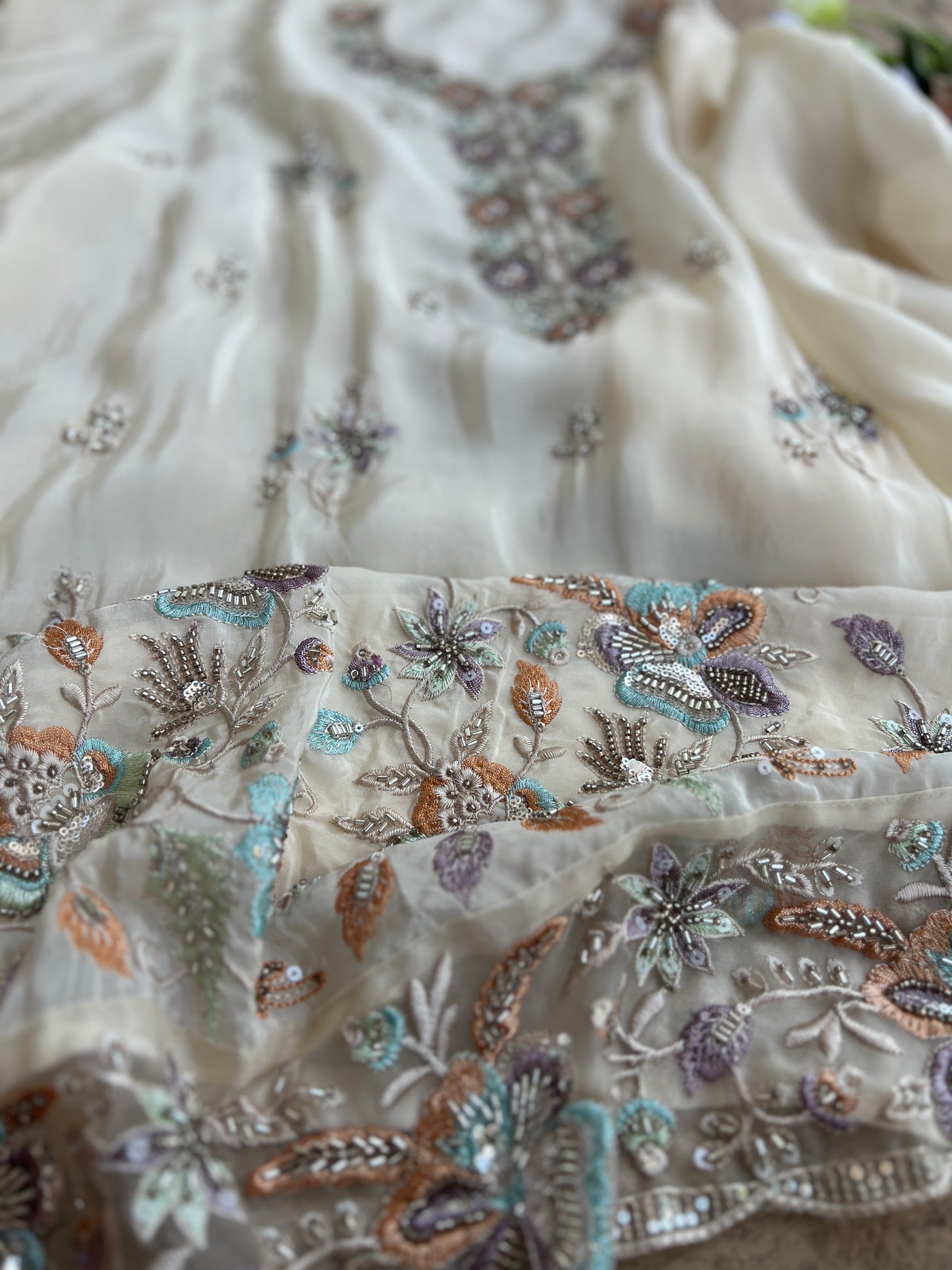 Russia Silk Ensemble with Intricate Embroidery