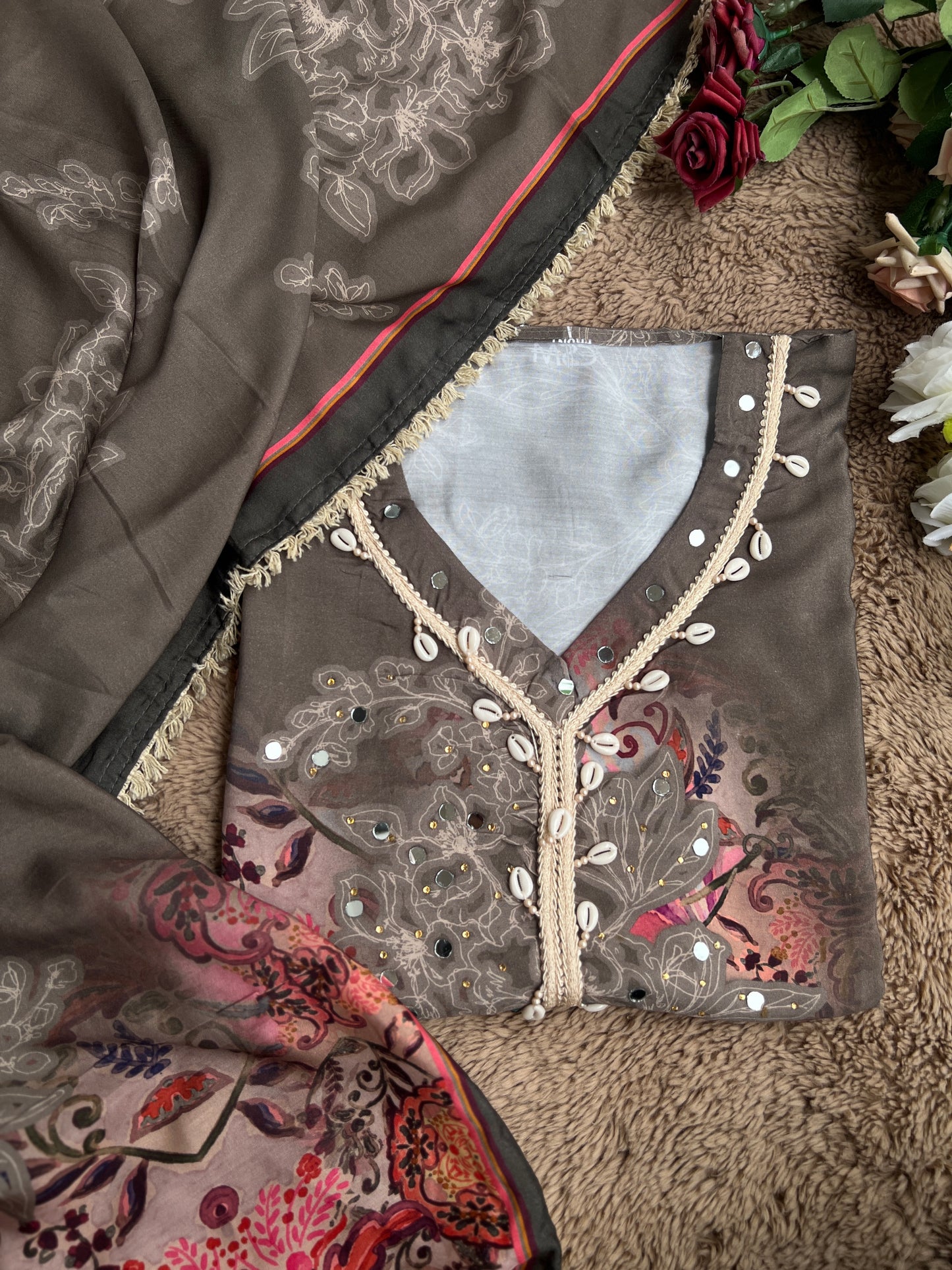 Stylish Printed Maslin Salwar Suit with Sea Shell Detailing