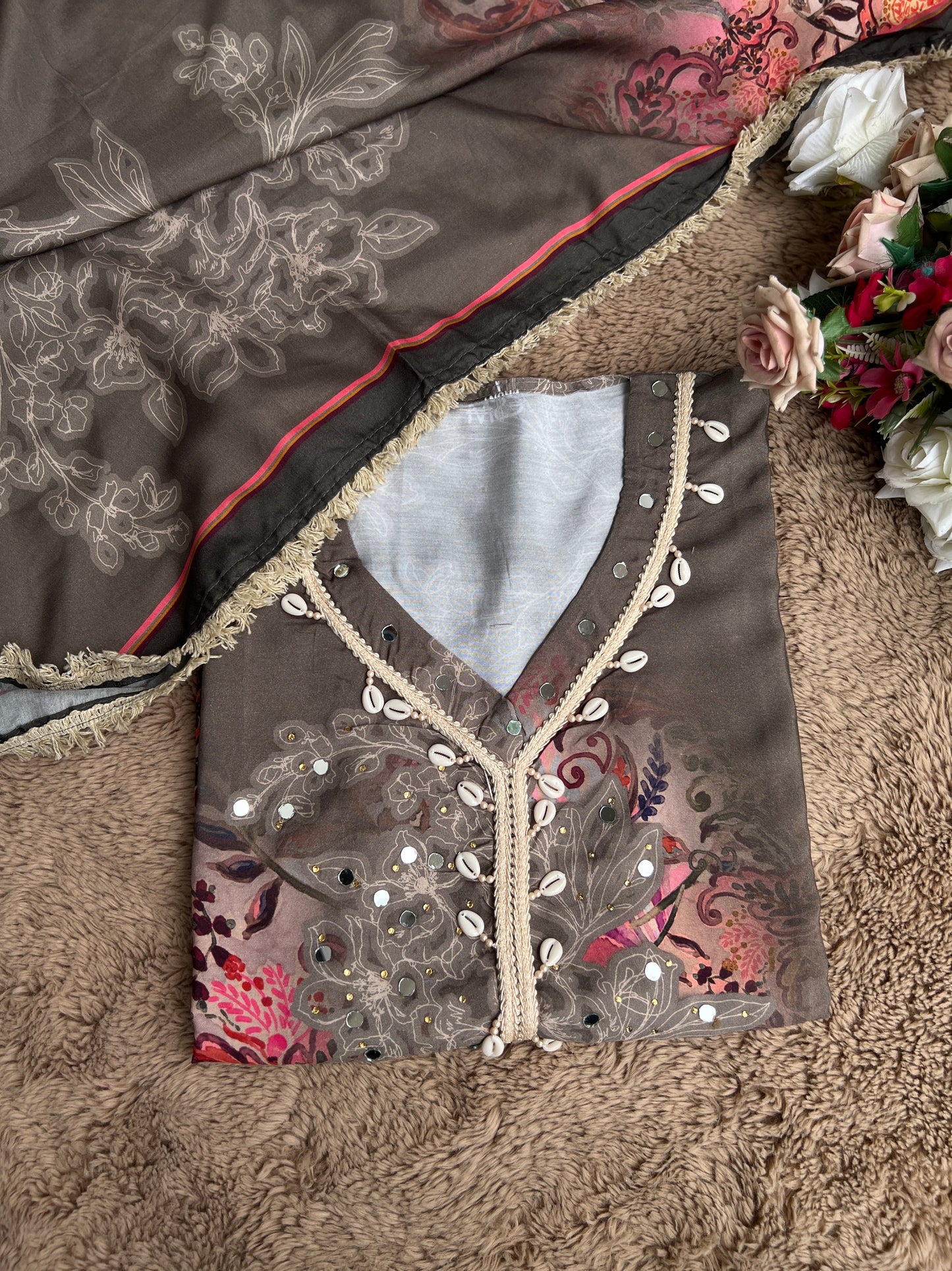 Stylish Printed Maslin Salwar Suit with Sea Shell Detailing