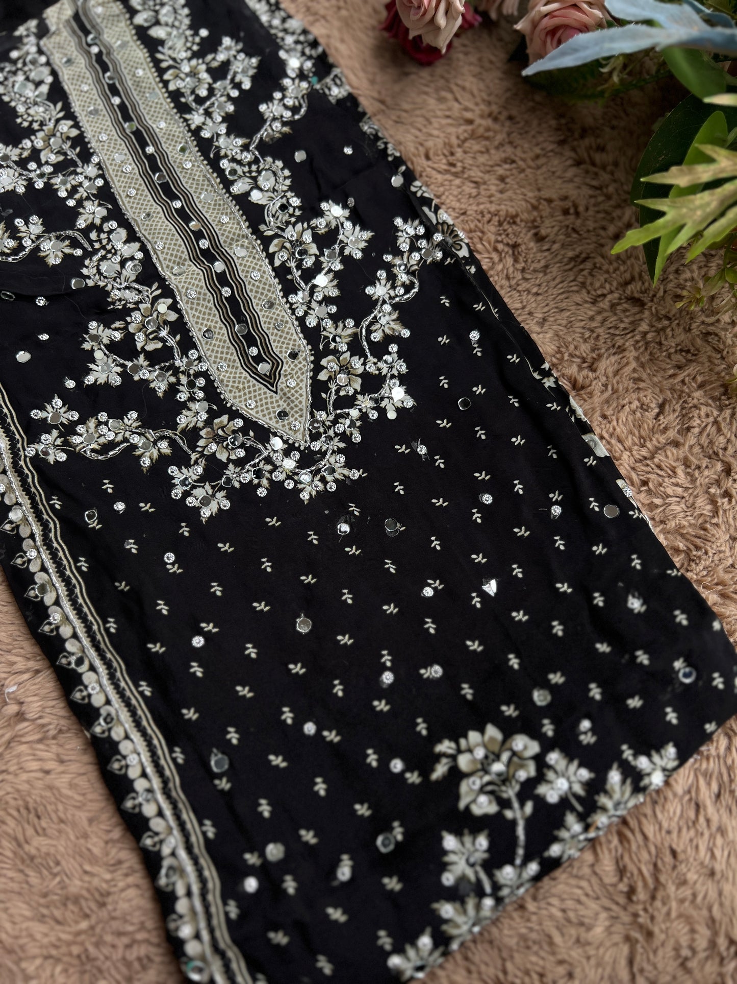 Exquisite Karachi Print Mirror Suit