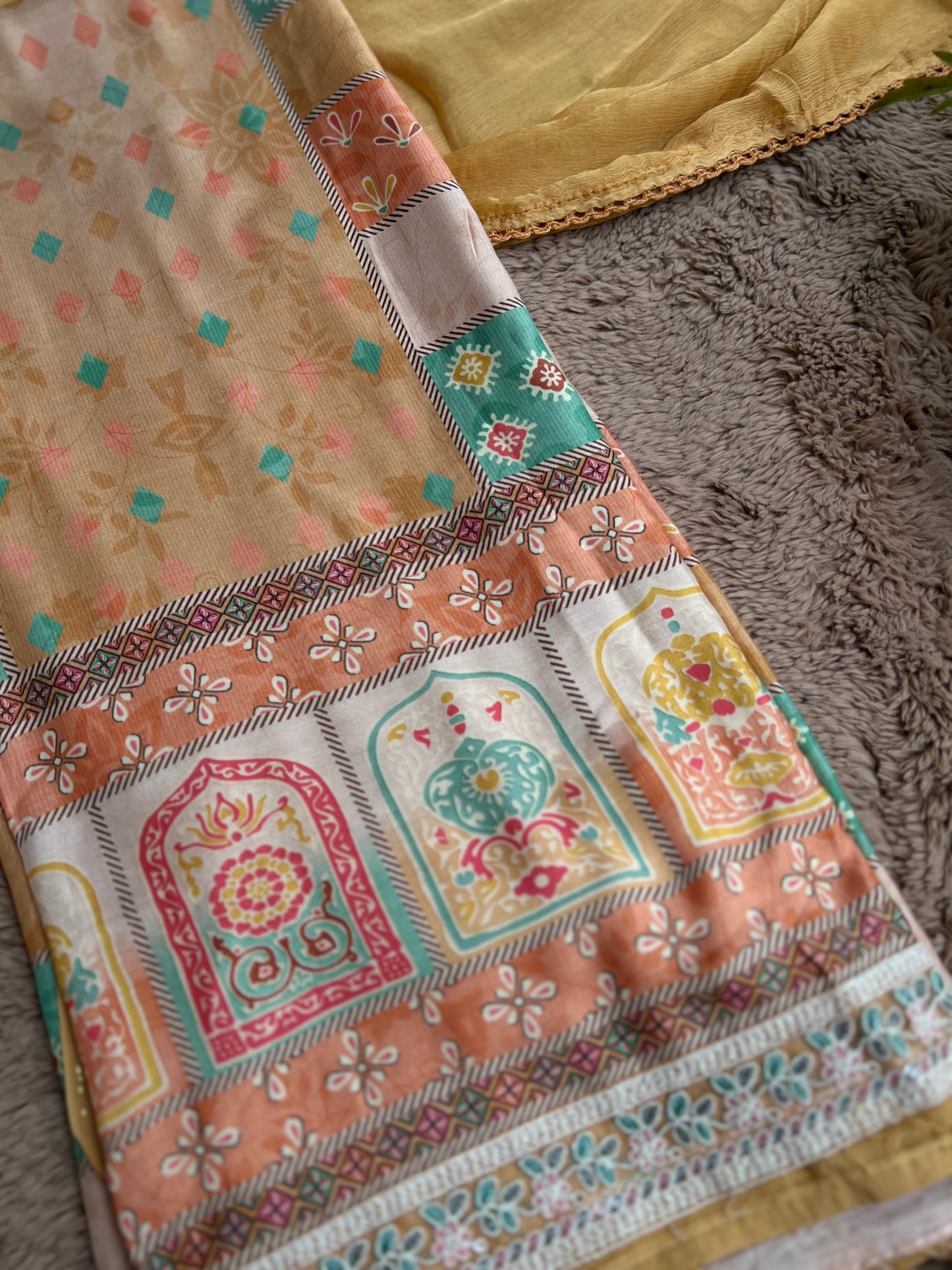 Timeless pakistani Printed Maslin Salwar Suit