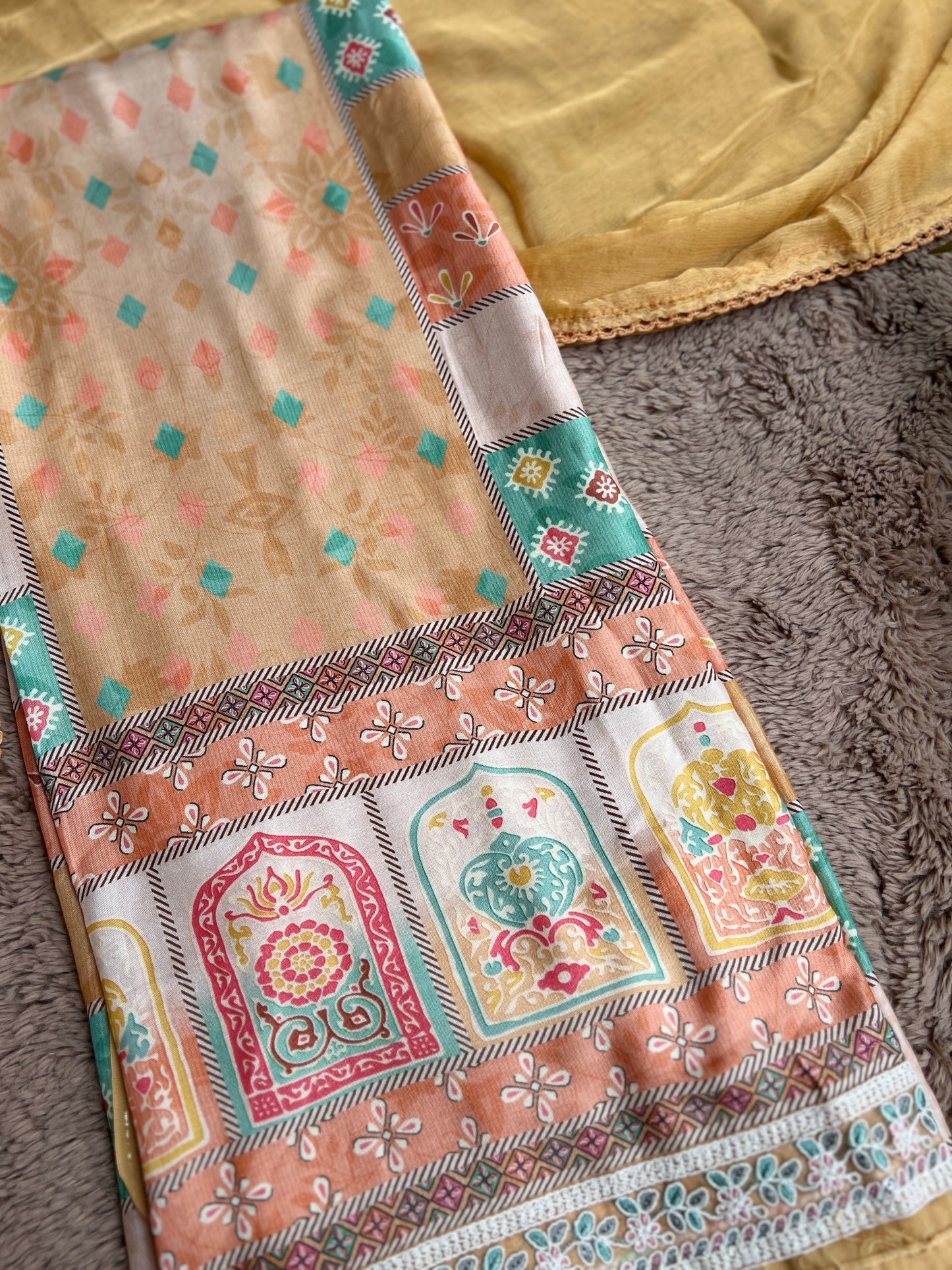 Timeless pakistani Printed Maslin Salwar Suit