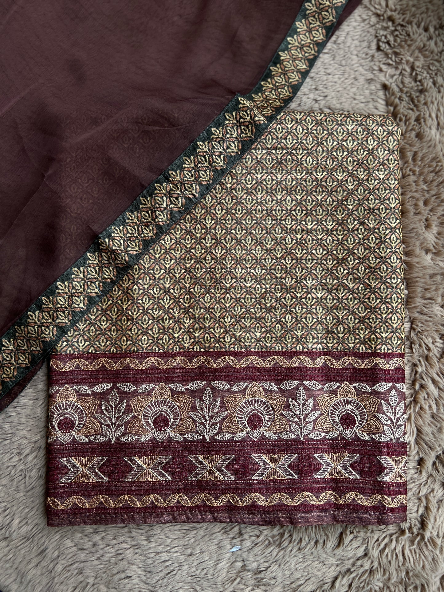 Exquisite Ivory Embroidered Salwar Suit