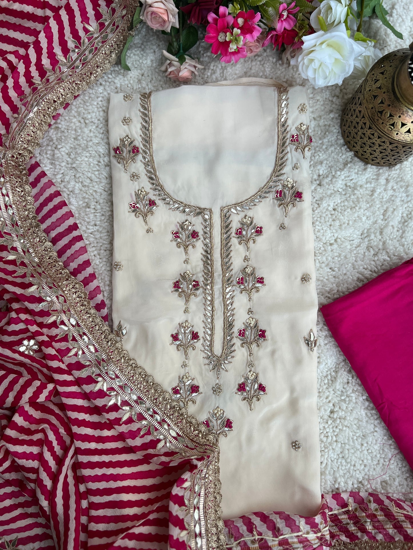 Vanilla Magenta Laheriya