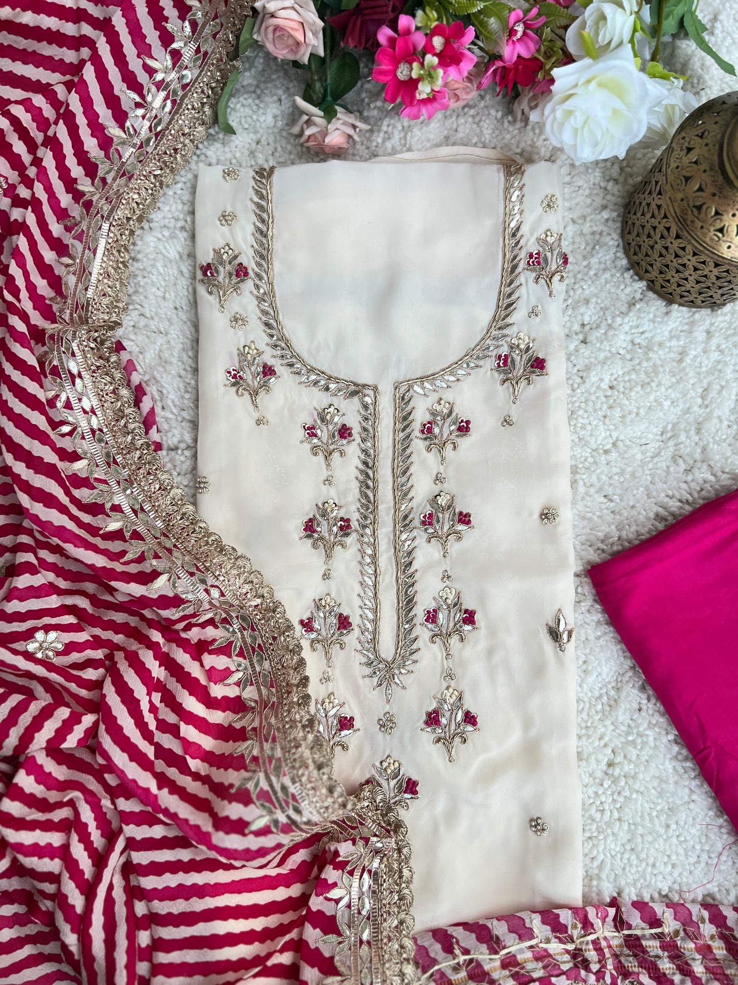 Vanilla Magenta Laheriya