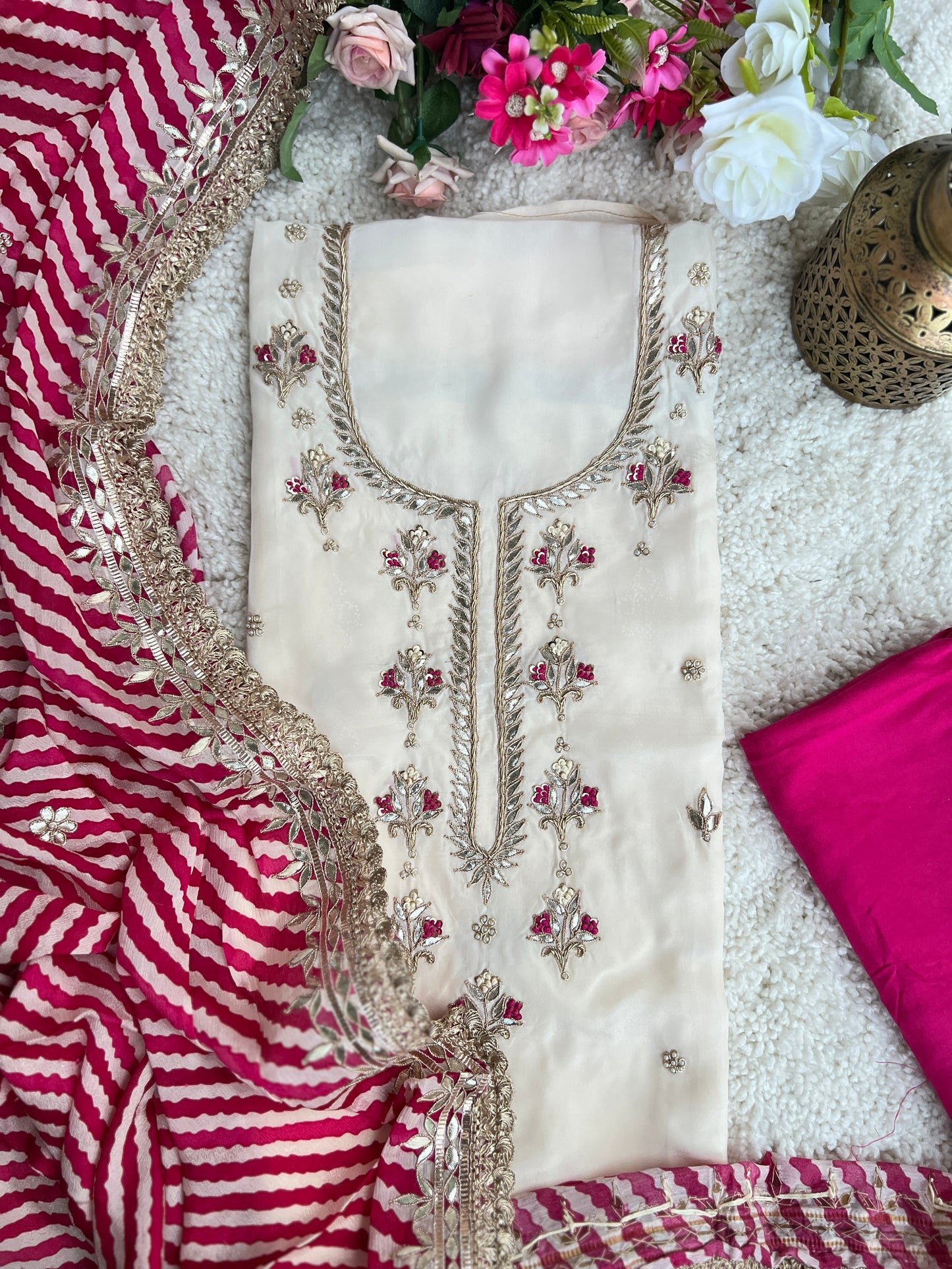 Vanilla Magenta Laheriya