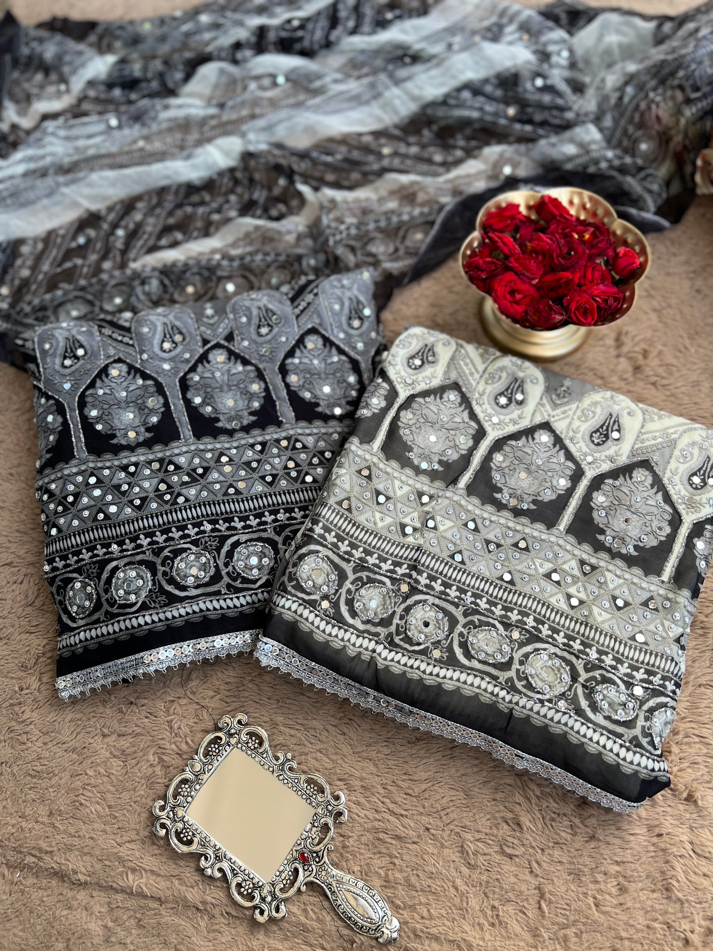 Black & White Elegance – Karachi Print Crepe Mirror Embroidered Suit